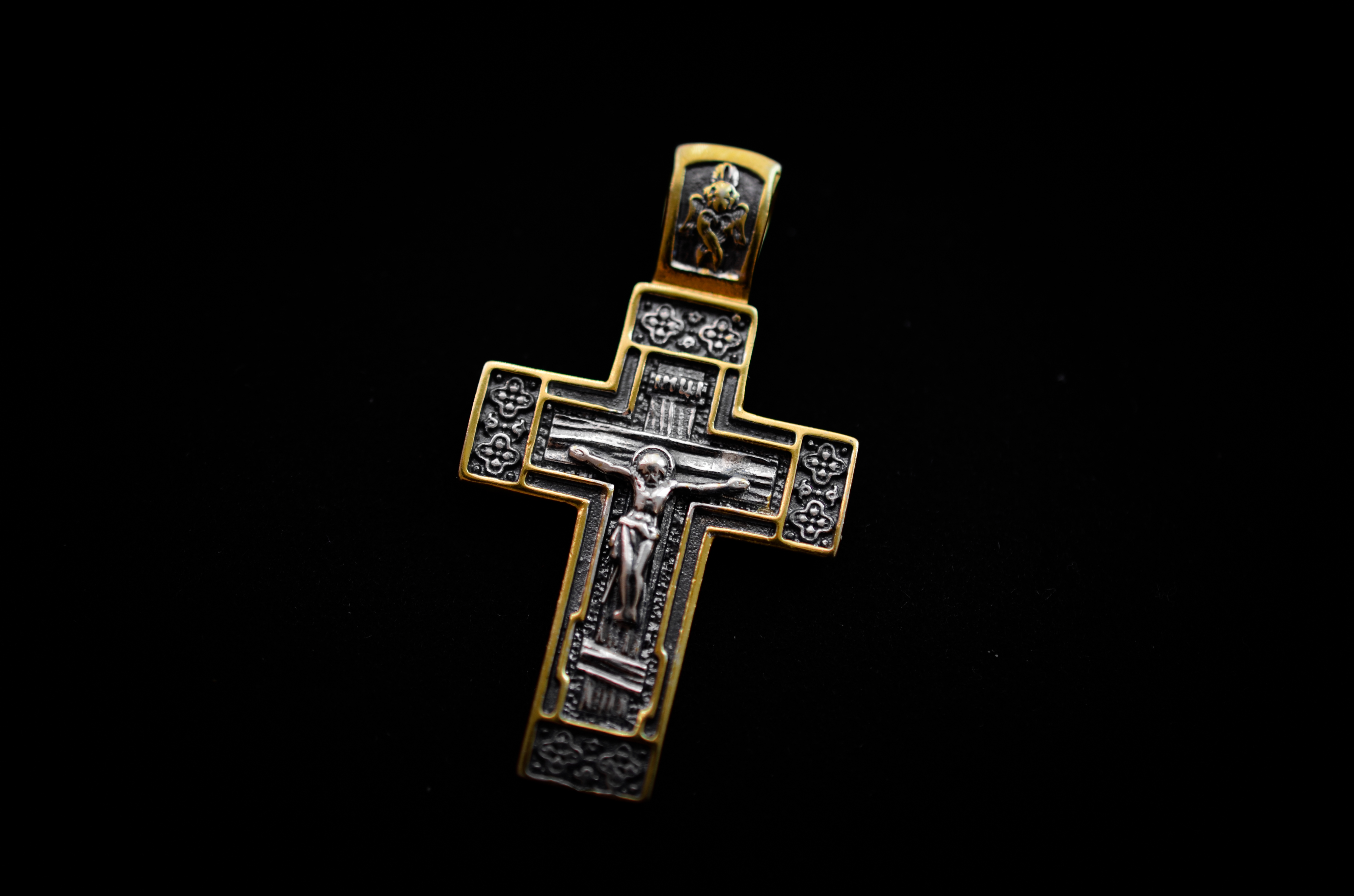 

Серебряный крест Meridian 925 пробы Кр141п