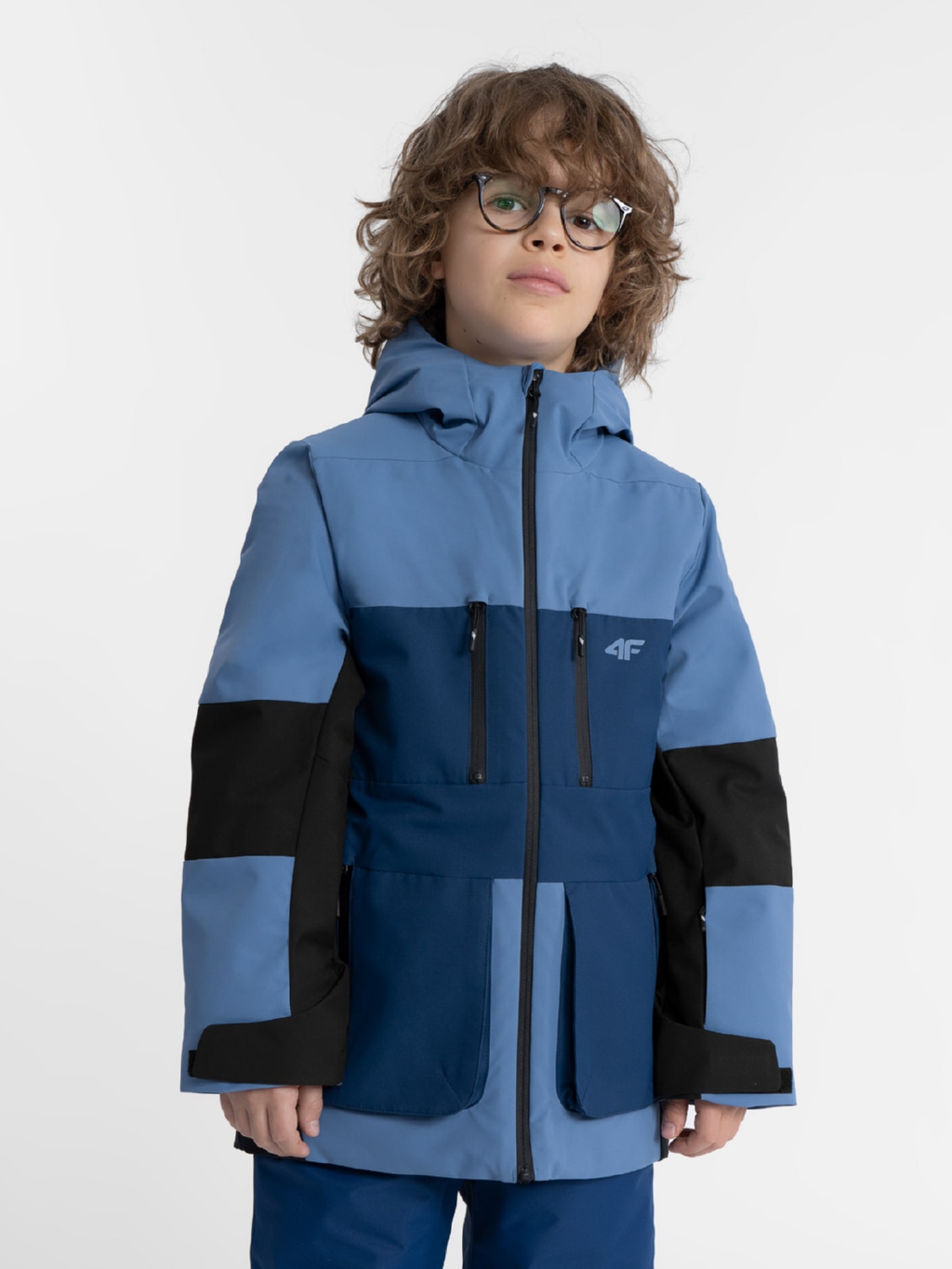 Акция на Підліткова зимова лижна куртка для хлопчика 4F 4FJAW23TTJAM301-33S 140 см Блакитна от Rozetka