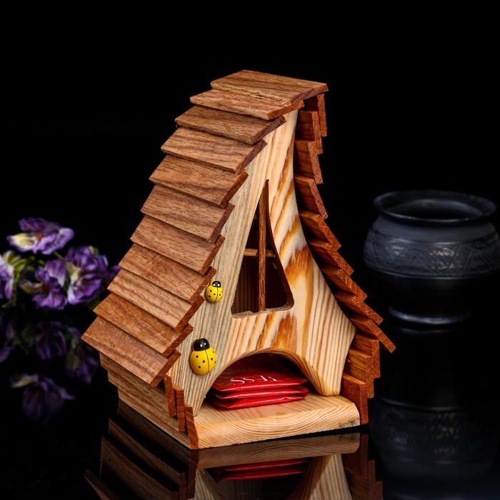 

Чайный домик "Деревенский" из дуба и сосны 17×14×23 см