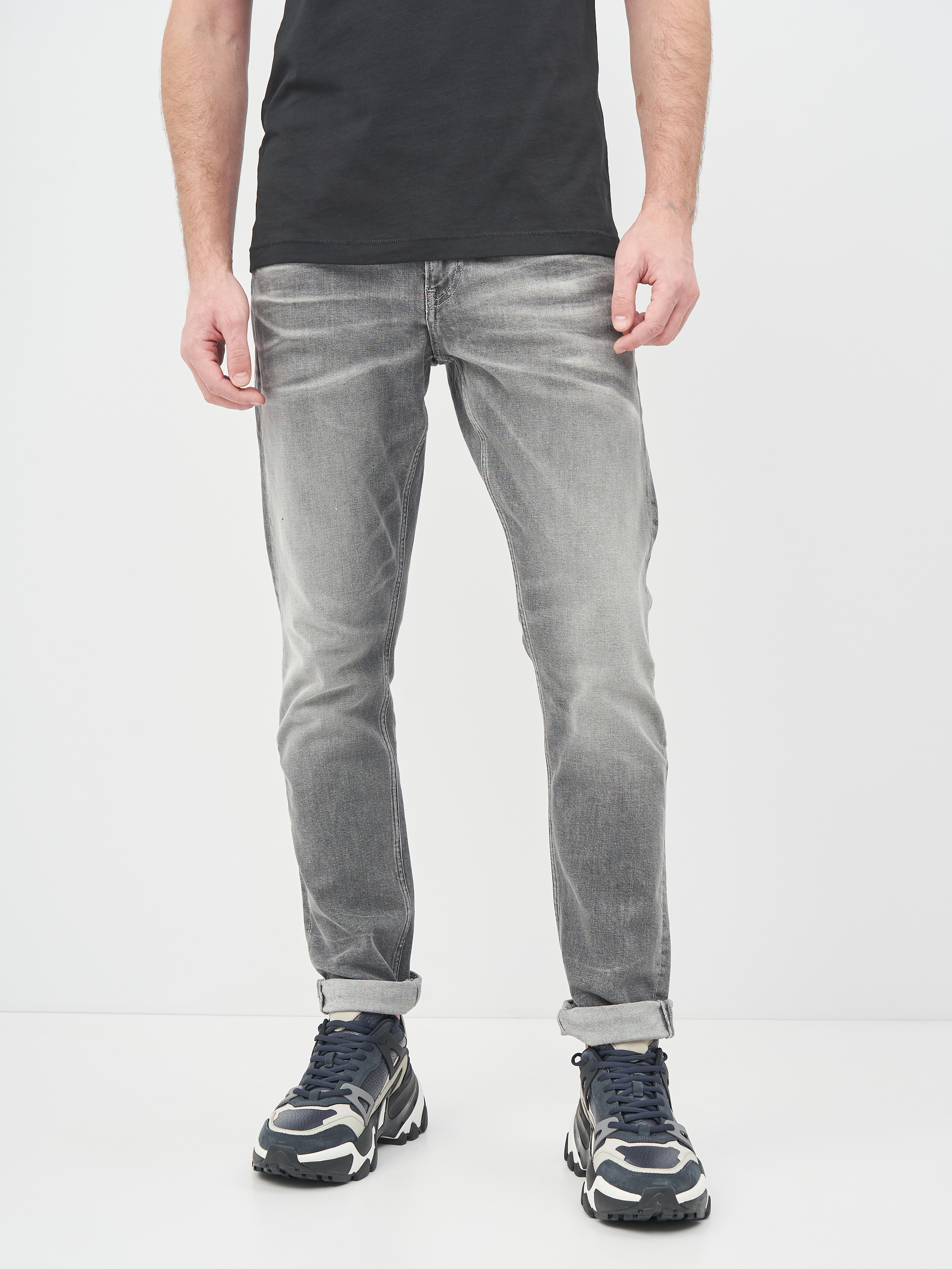 

Джинсы Calvin Klein Jeans Ckj 026 Slim J30J316125-1BZ 32 Grey