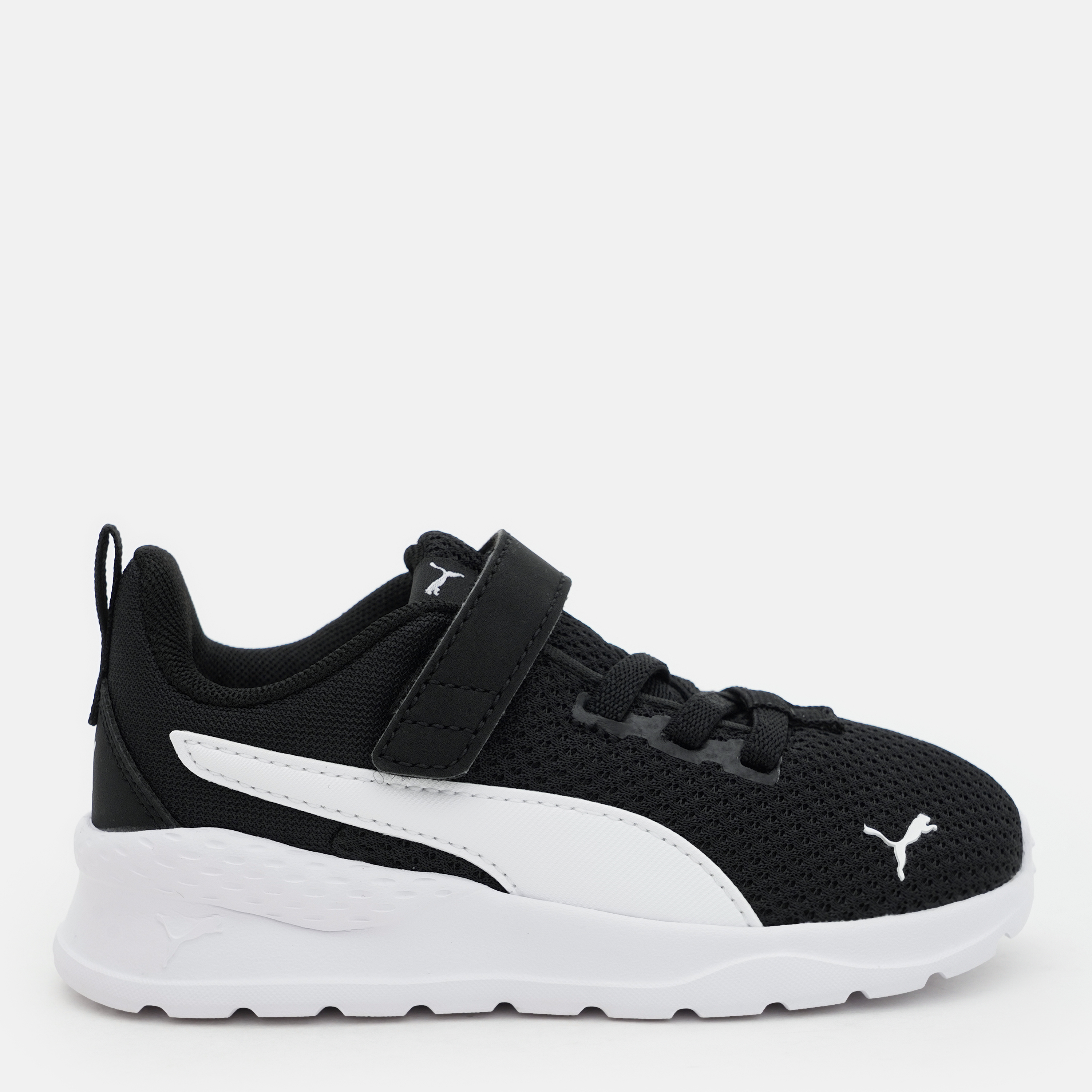 Акция на Дитячі кросівки для хлопчика Puma 37201001 23 Puma Black-Puma White от Rozetka