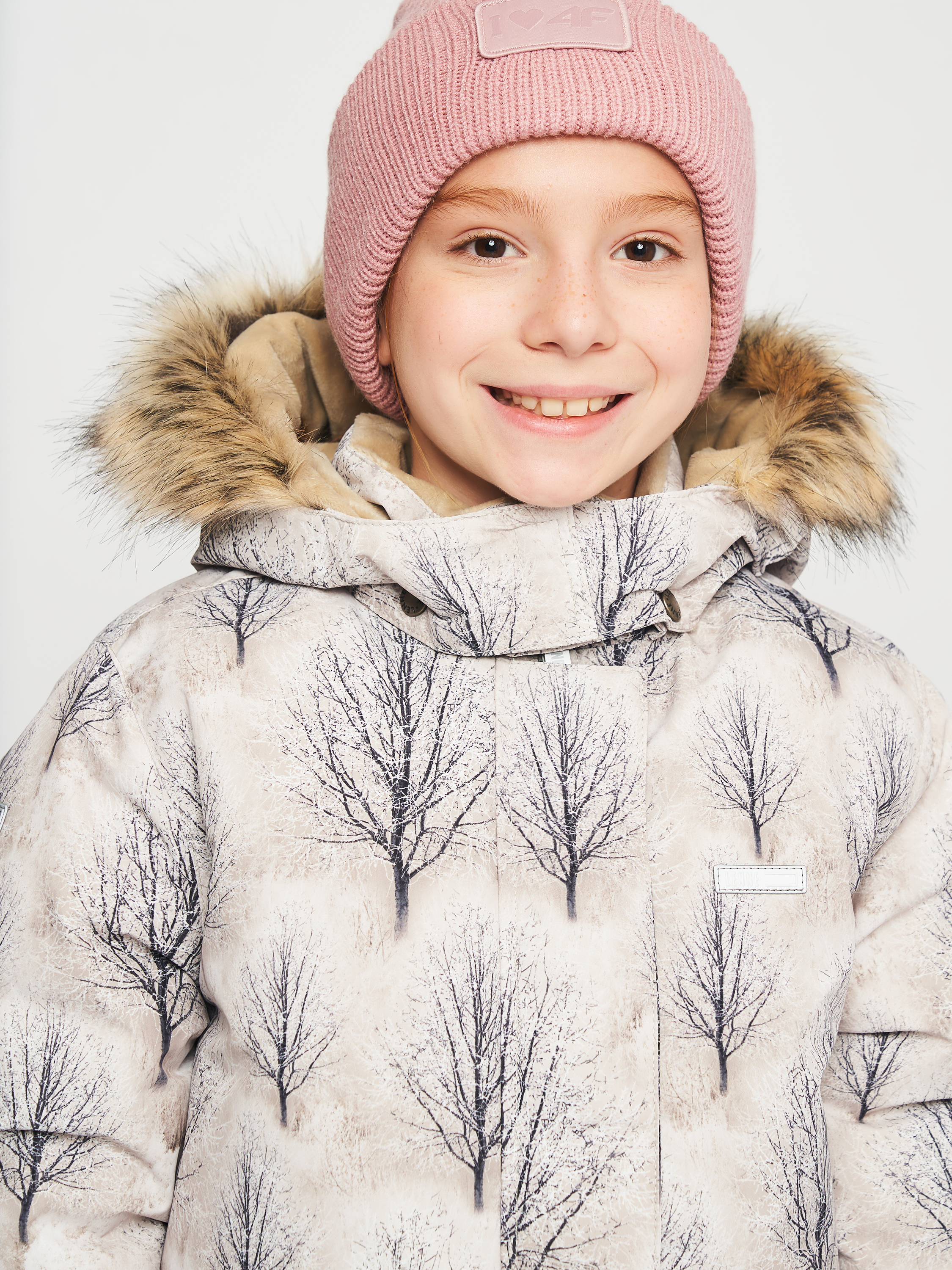 Акція на Дитяча зимова шапка-біні в'язана для дівчинки 4F HJZ22-JCAD003-56S 54 від Rozetka
