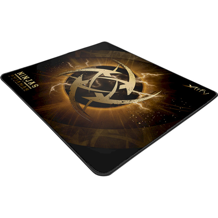 

Коврик для мышки Xtrfy XTP1 NiP Lightning Medium Speed (XTP1-M3-NIP-LI)