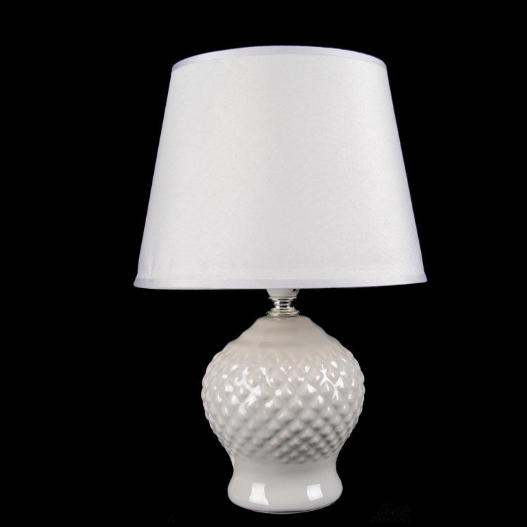 

Настольная лампа в спальню Svitlight NTD12506 GREY SR