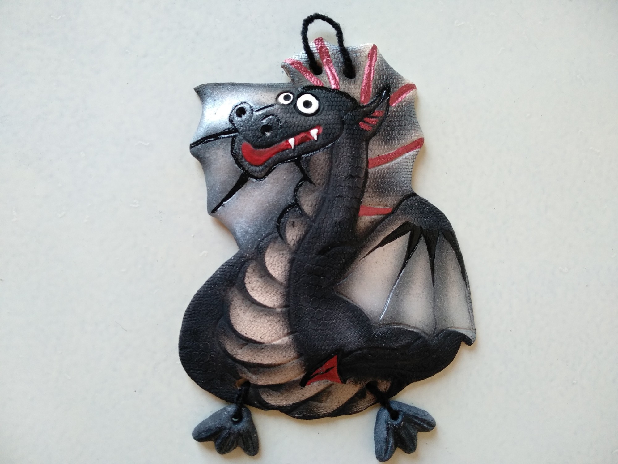 Панно настінне керамічне Фантастичний Дракон 12х18см чорний ручної ...