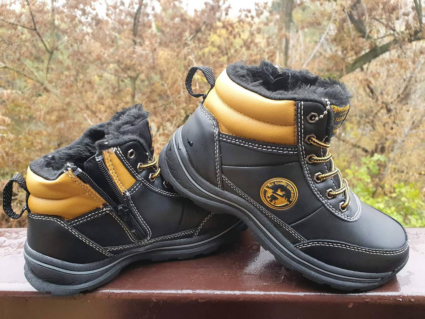 

Зимние ботинки American Club ES 46/19 черно-коричневого цвета. 36