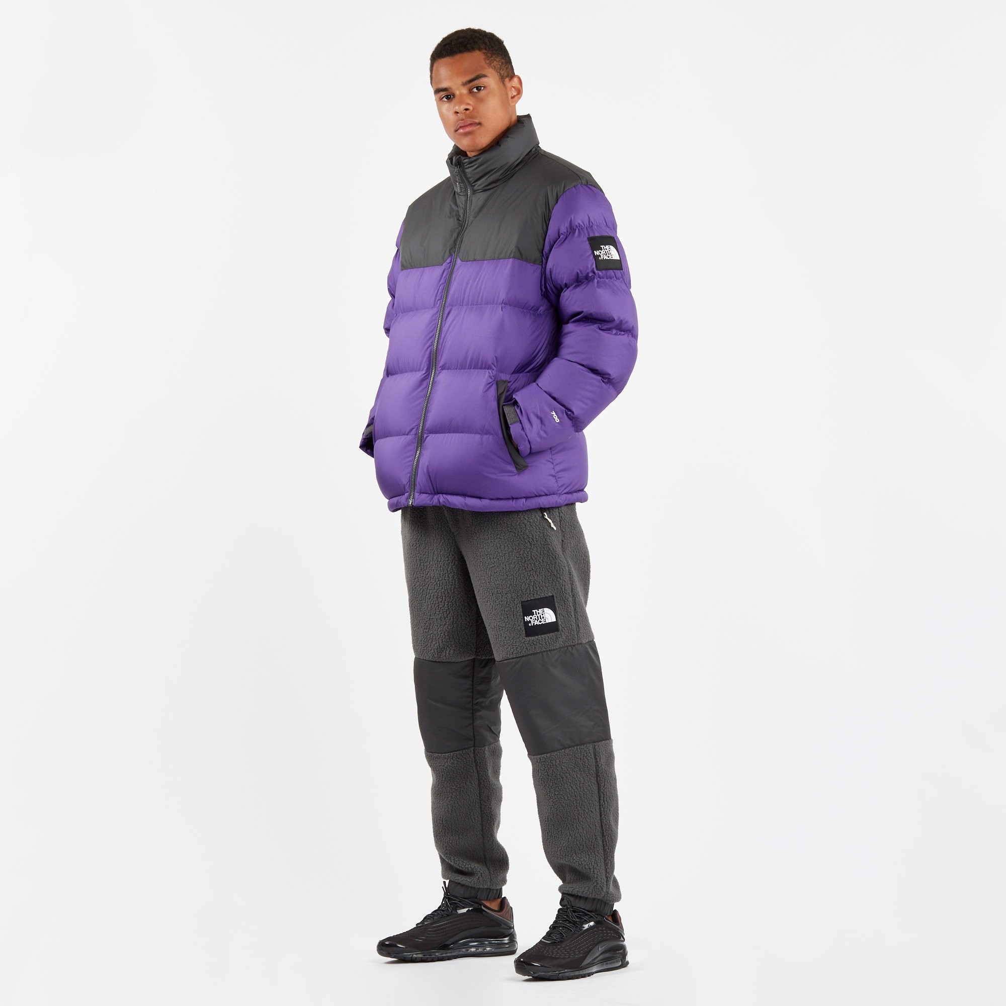 

Пуховик The North Face 1992 Nuptse Jacket Purple XL