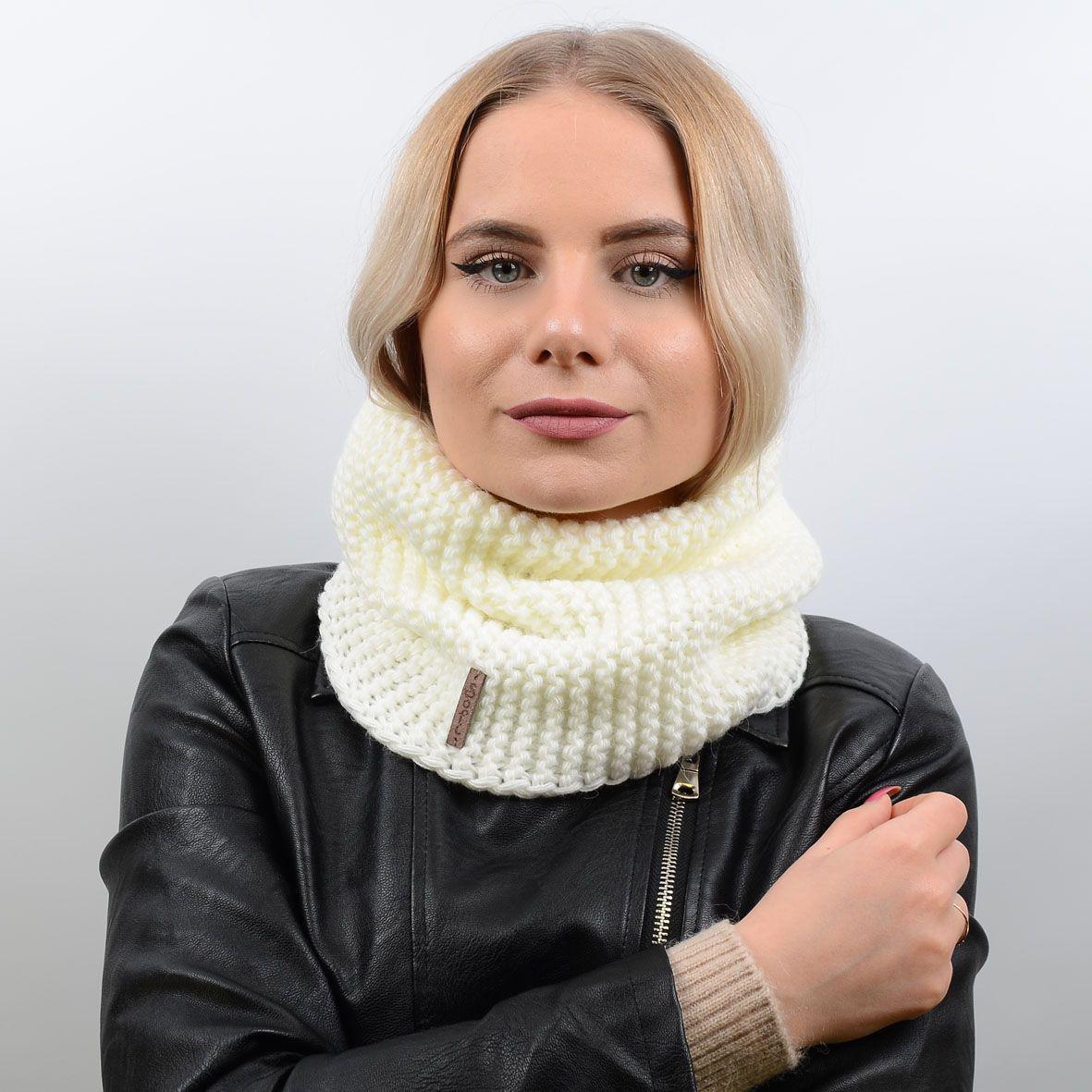 

Женский шарф-хомут Sofi 60% шерсть (25 х 50 см) Молоко