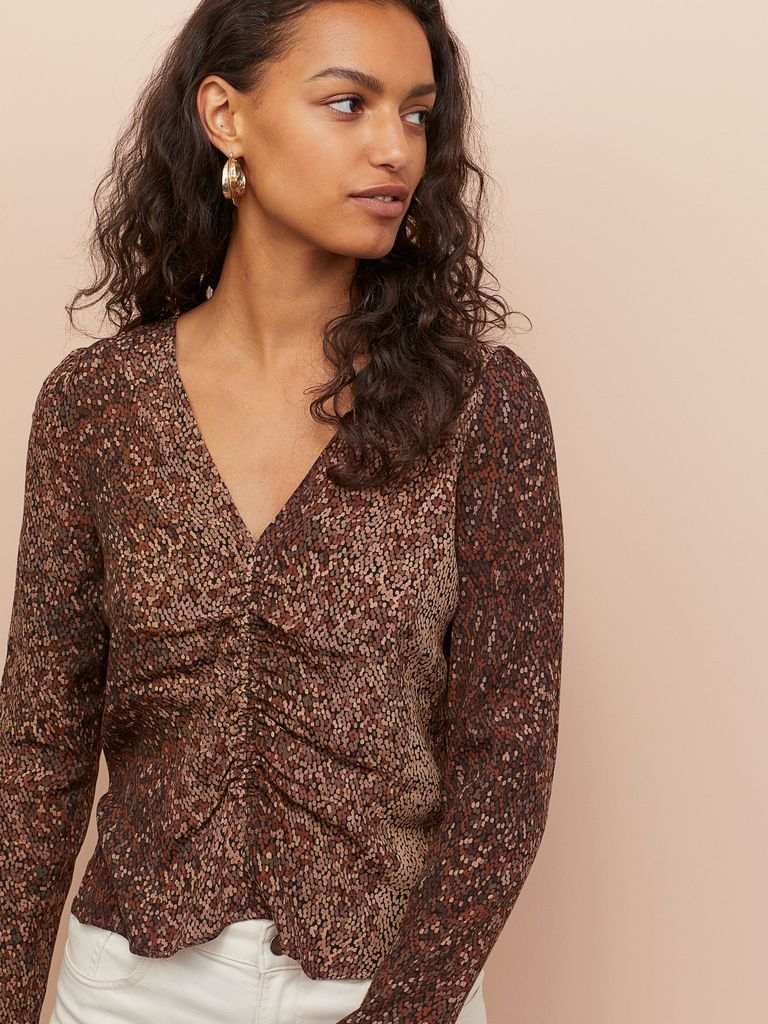 

Блуза H&M 060805976 38 Коричневая