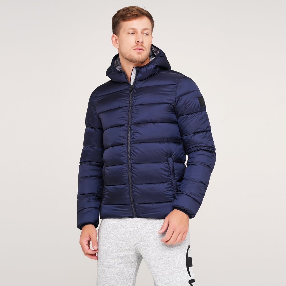 

Мужская куртка Champion Hooded Jacket Синий 42 (cha215245-NNY/NOXM)