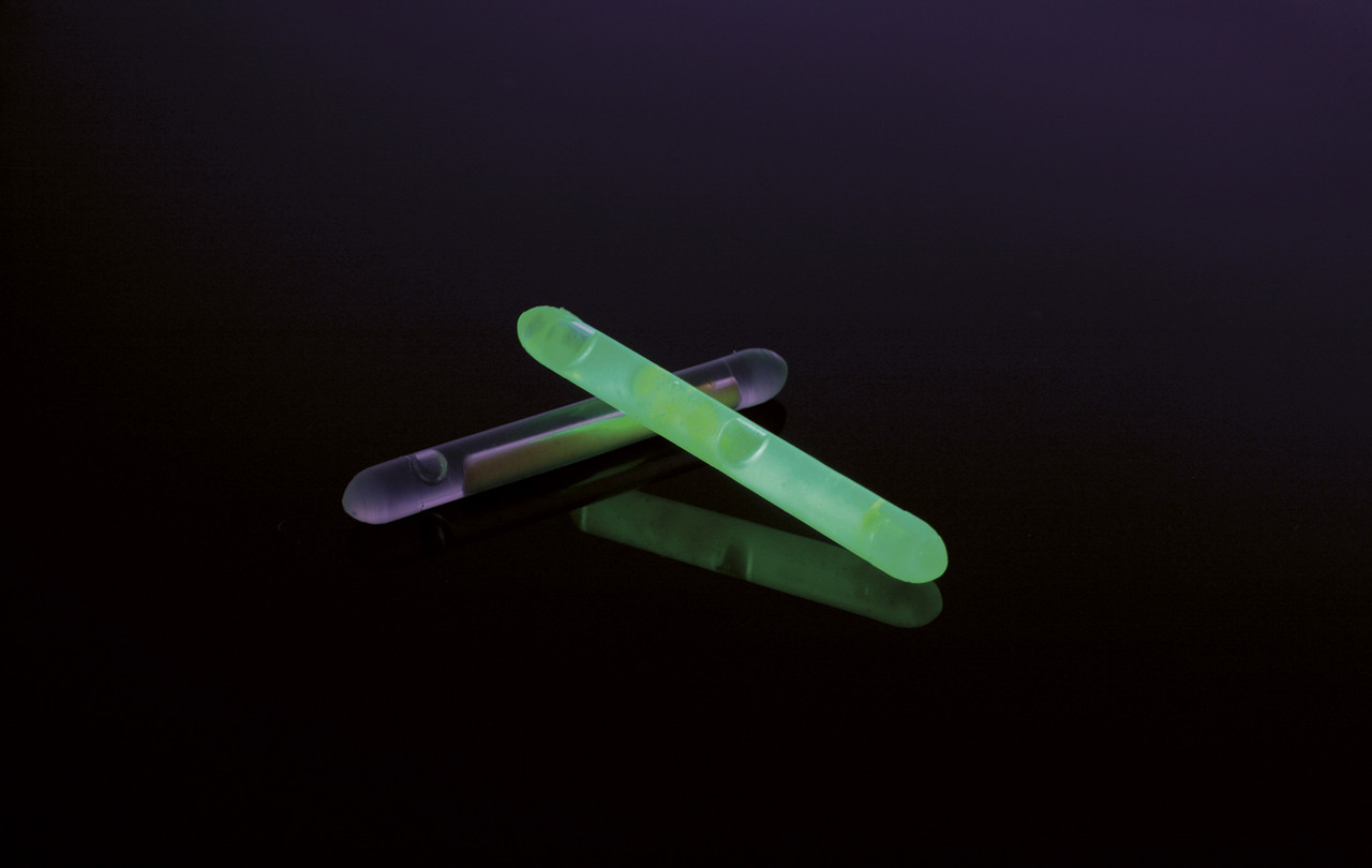 

Светляк химический Mikado для ночной рыбалки 4.0x39мм желтый 2шт.