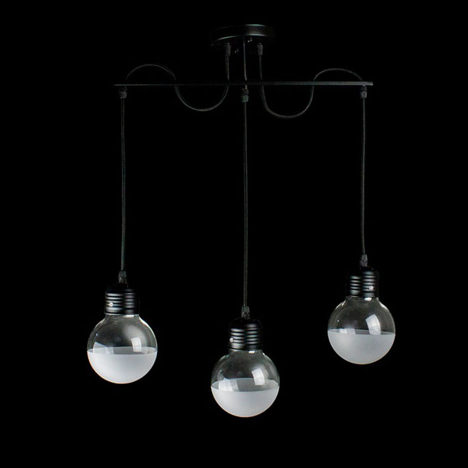 

Люстра на 3 плафона Svitlight 7342/3 BK R