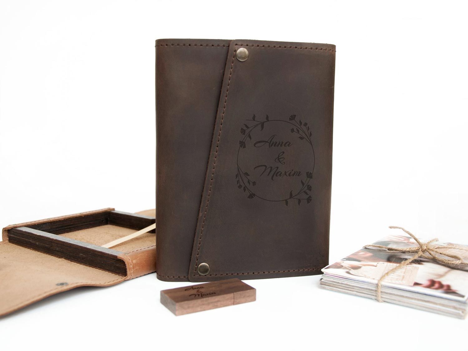 

Коробка для фото из кожи с флешкой на 32 Гб, бесплатная именная гравировка, Dark Brown, WOODPRESENT