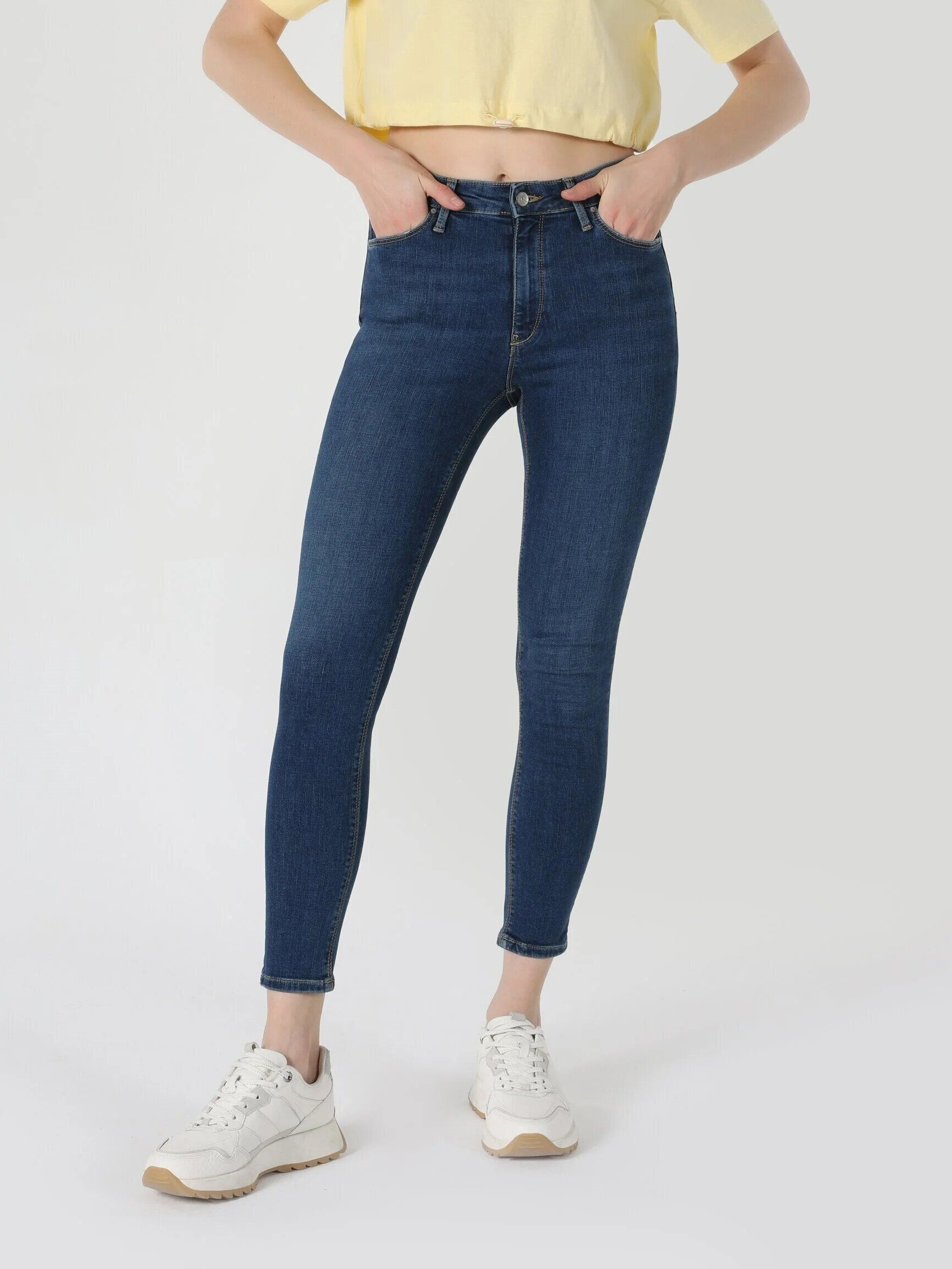 Акція на Джинси Skinny жіночі Colin's 759 Lara CL1062190DN09242 26-30 Темно-сині від Rozetka