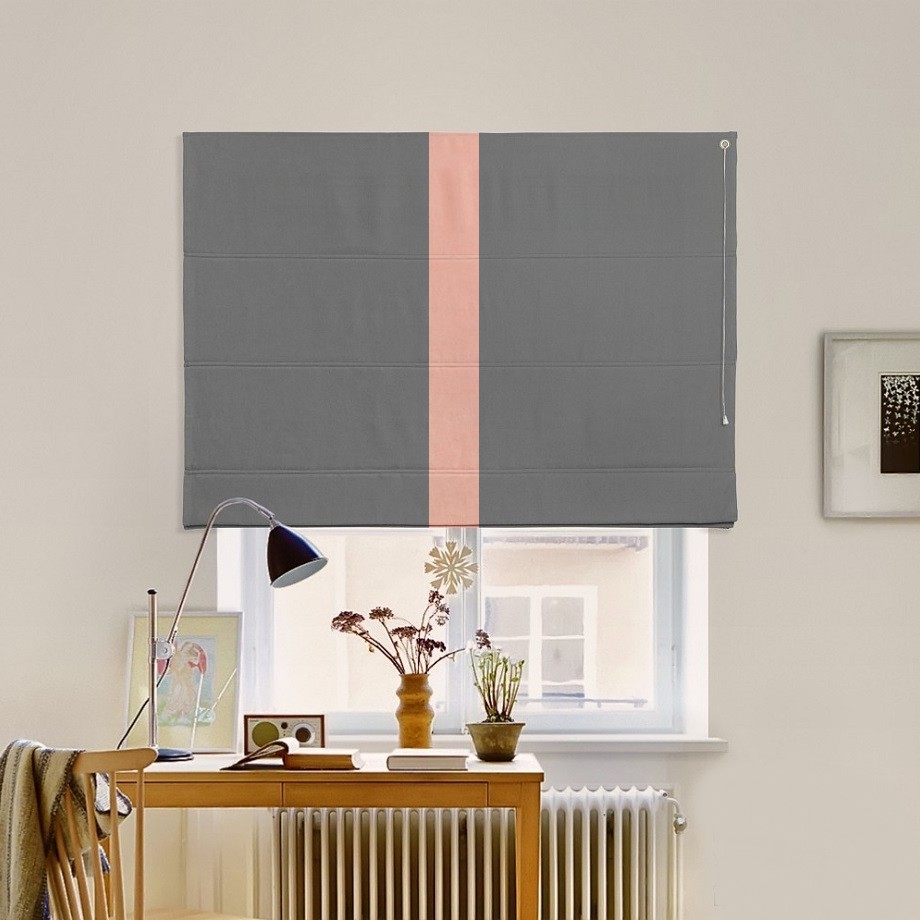 

Римская штора с кантом по центру система Classic InHt Джуси велюр Антрацит/Пудра 190х160 см