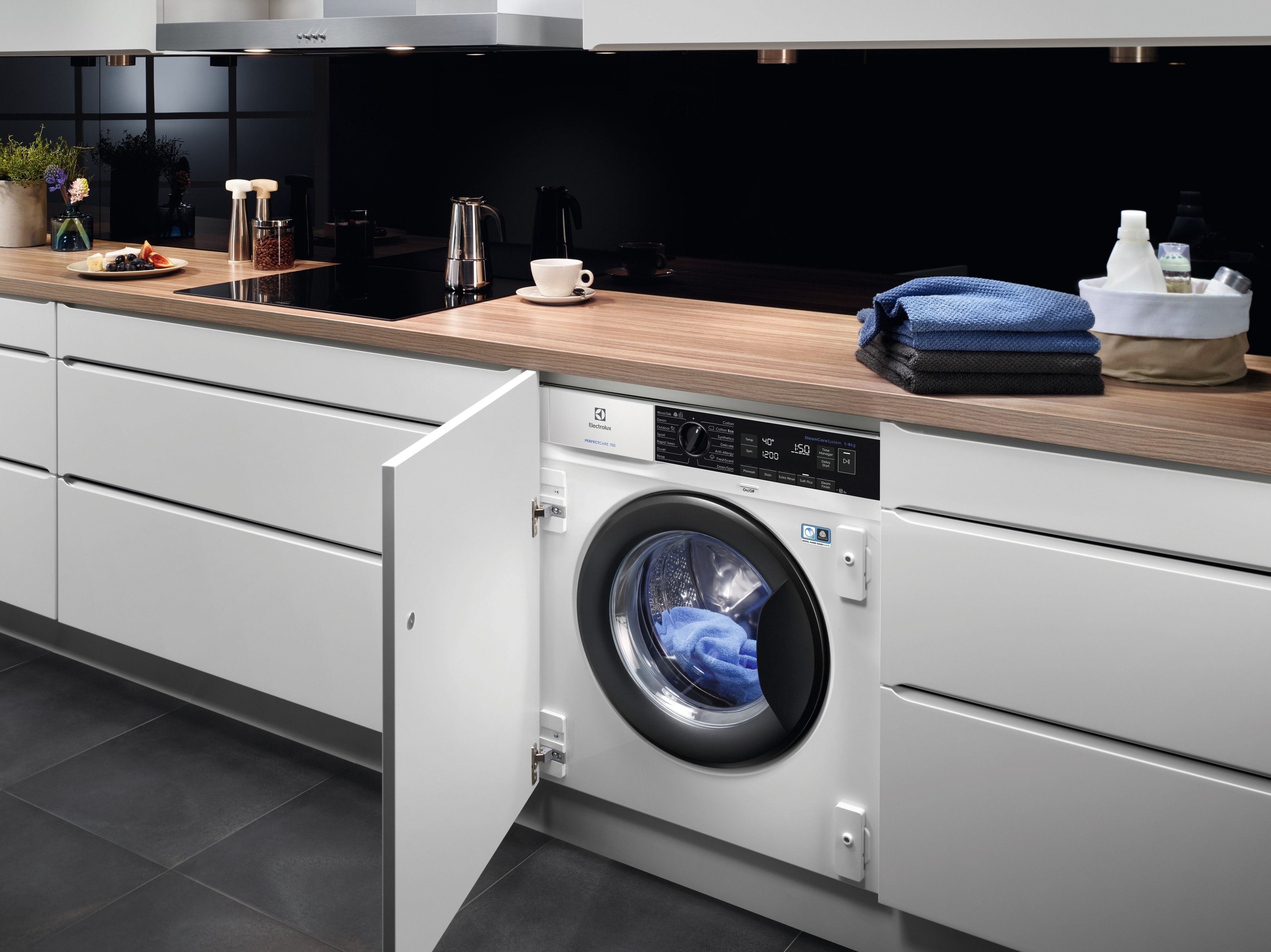 Пральна машина Electrolux EW7N7F348SUI – фото, отзывы, характеристики в  интернет-магазине ROZETKA от продавца: thm | Купить в Украине: Киеве,  Харькове, Днепре, Одессе, Запорожье, Львове