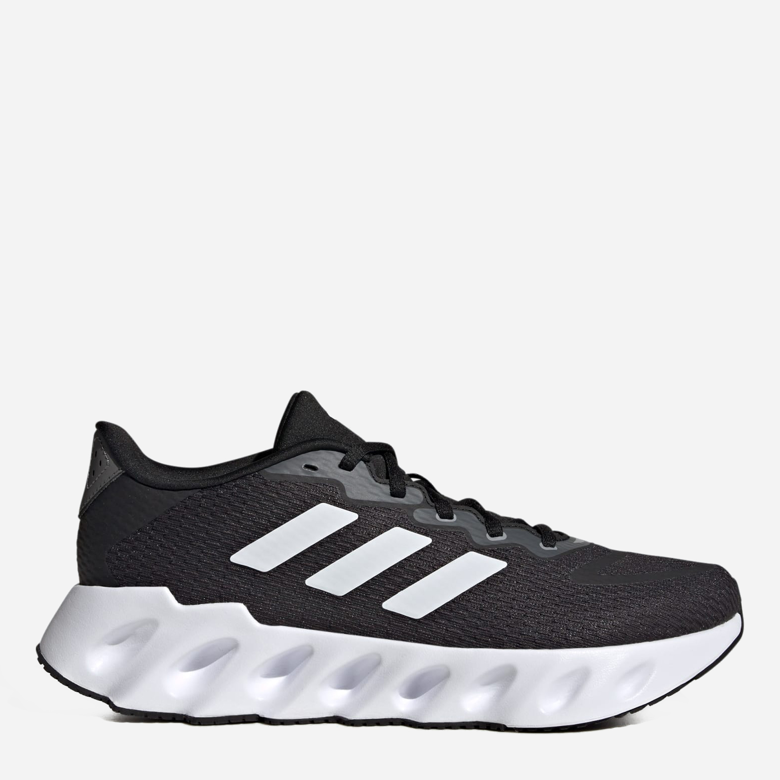 Акція на Чоловічі кросівки для бігу Adidas Switch Run M IF5720 43.5 (9UK) 27.5 см Cblack/Ftwwht/Halsil від Rozetka