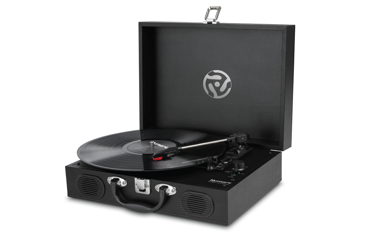 

Проигрыватель виниловых пластинок NUMARK PT01 Touring