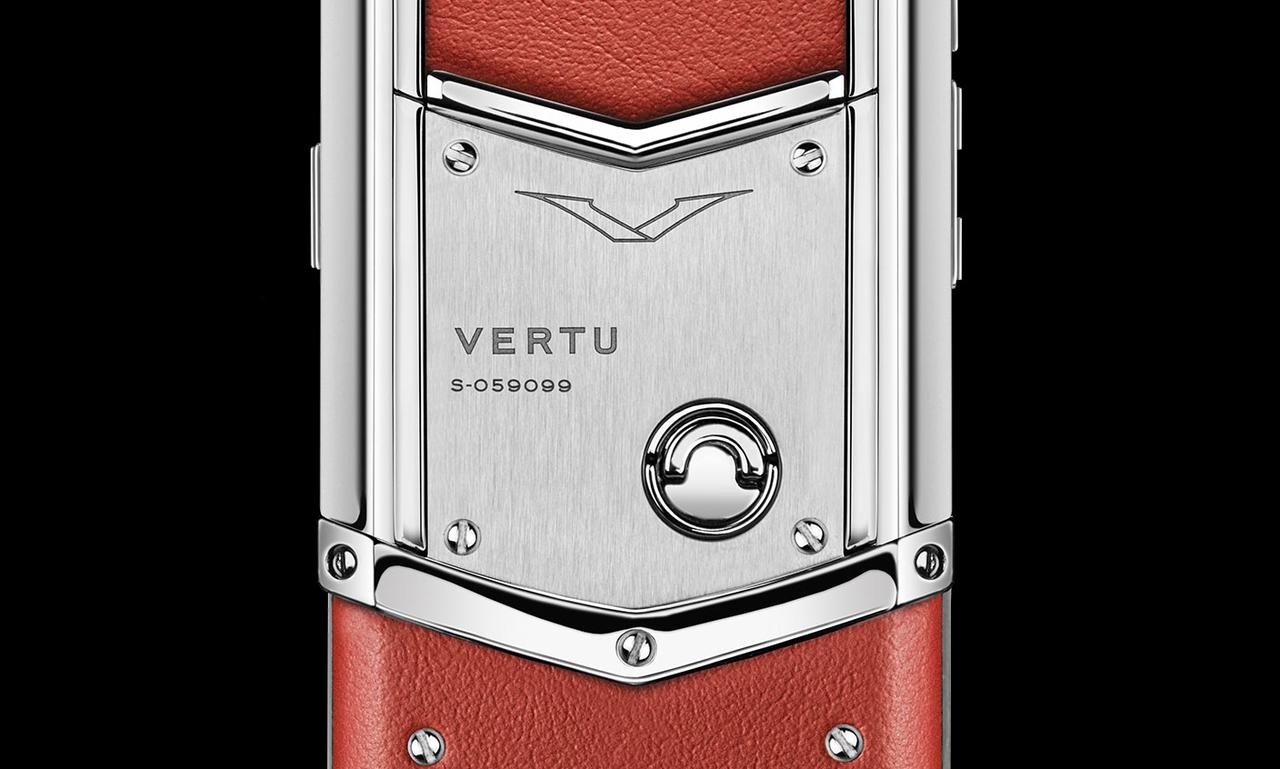 Мобильный телефон VERTU SIGNATURE S DESIGN Red – фото, отзывы,  характеристики в интернет-магазине ROZETKA от продавца: А&Grand | Купить в  Украине: Киеве, Харькове, Днепре, Одессе, Запорожье, Львове