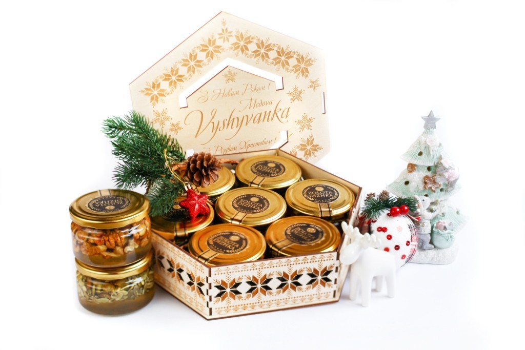 Новогодний подарочный набор Vyshyvanka New Year VIP Zolota Dizhka ...
