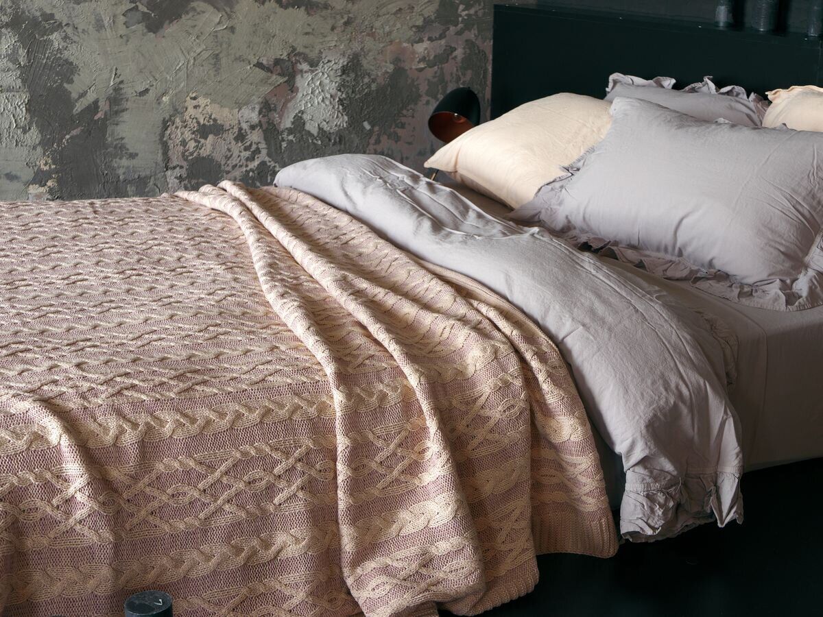 

Покривало 220x240 BETIRES DOLCE POWDER (50% хлопок, 50% акрил) 700429