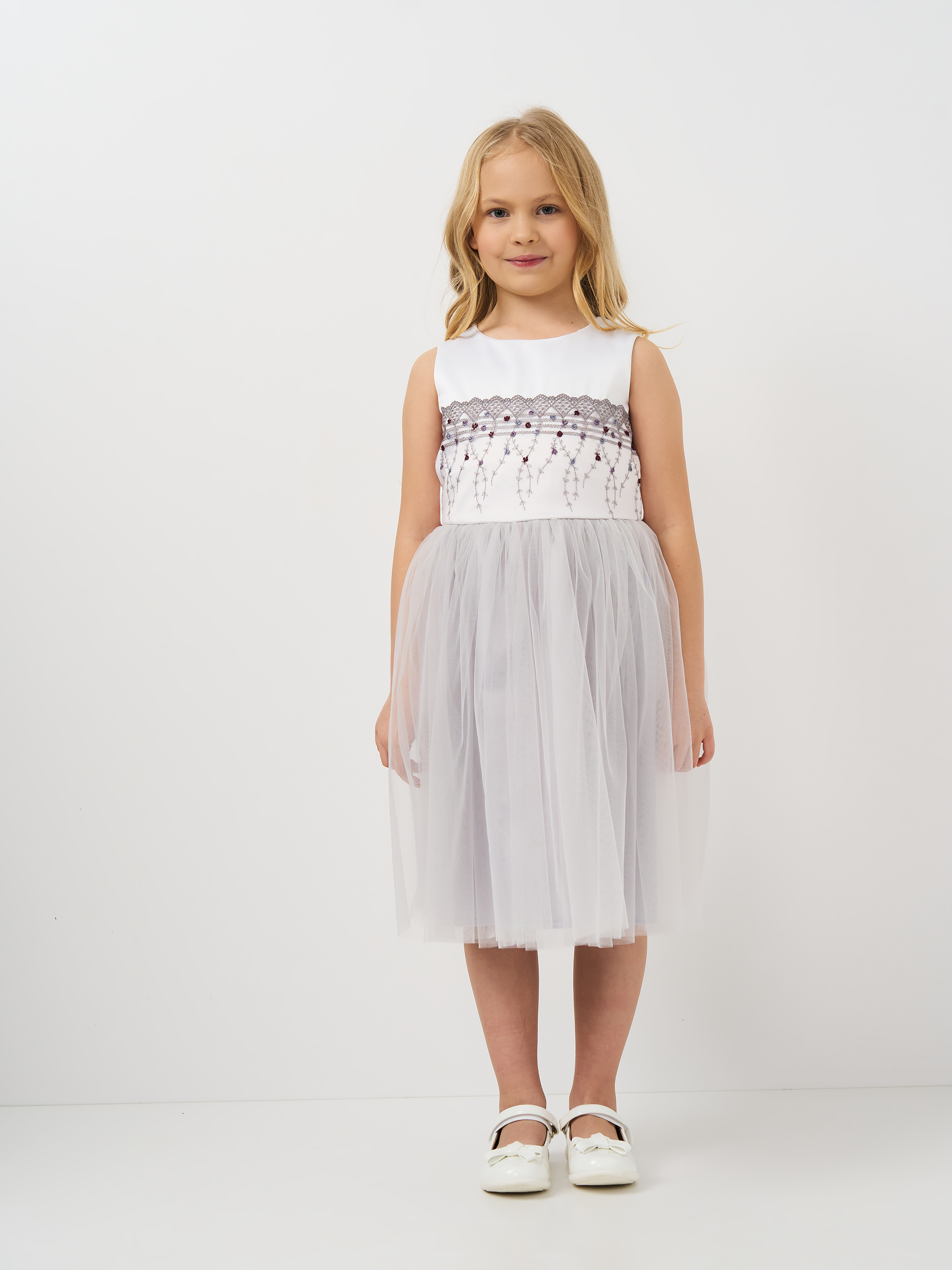 Акція на Підліткова літня святкова сукня для дівчинки Sasha 4336/20 146 см Біла з сірим від Rozetka