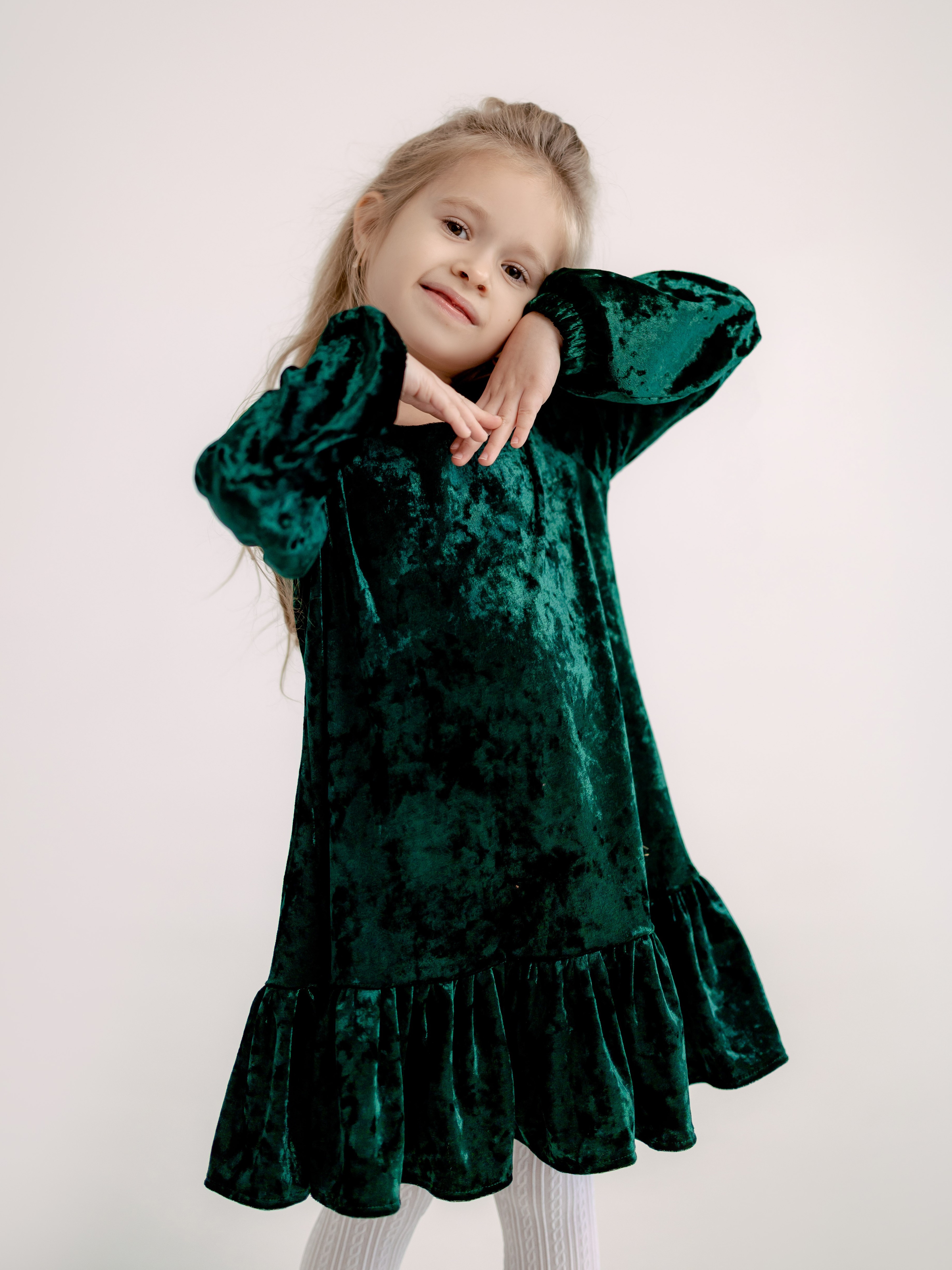 Акція на Дитяча святкова сукня для дівчинки Ласточка 23_1070 134 см Зелена від Rozetka