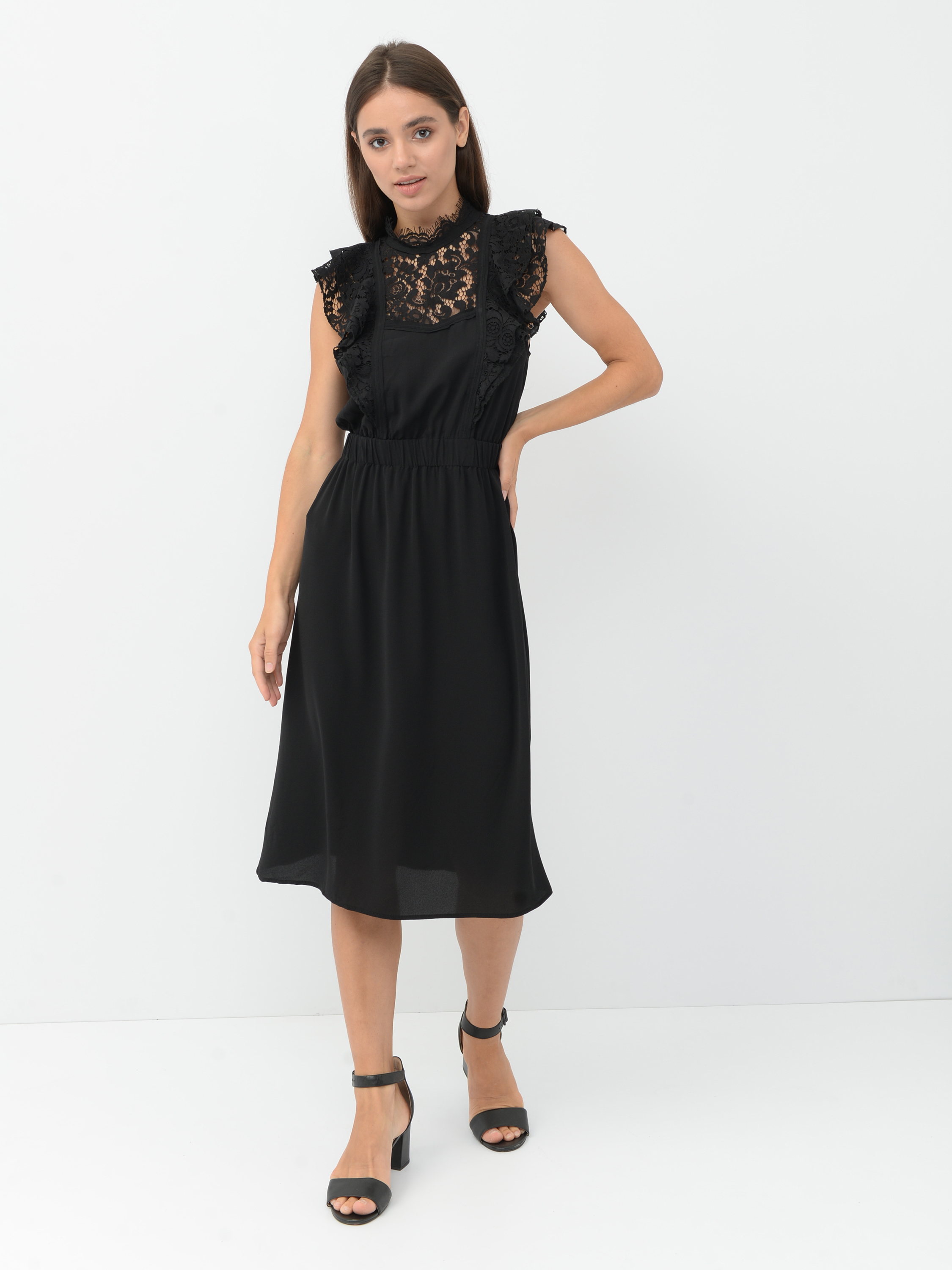 

Платье H&M 42 черный 2200120