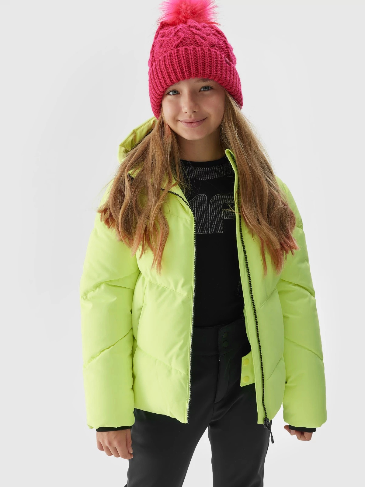 Акція на Дитяча зимова куртка для дівчинки 4F 4FJAW23TTJAF293-72N 134 см від Rozetka