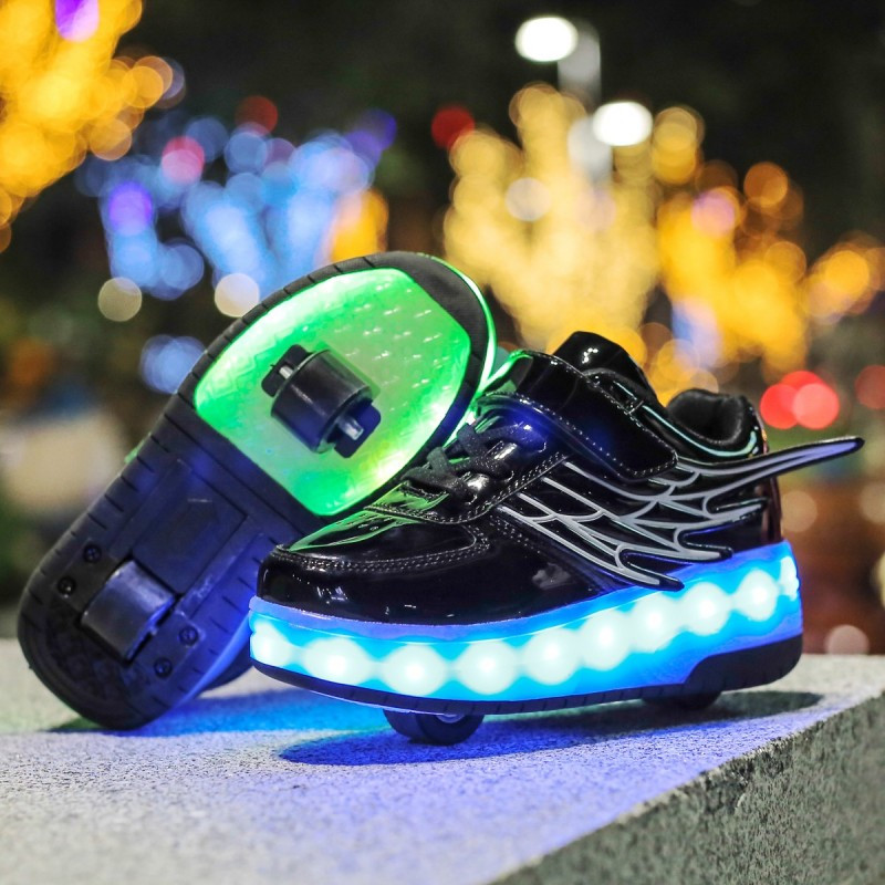 

Роликовые кроссовки для девочек с LED подсветкой черные на 2-х колесах (LR 1230) 32(20,5см)