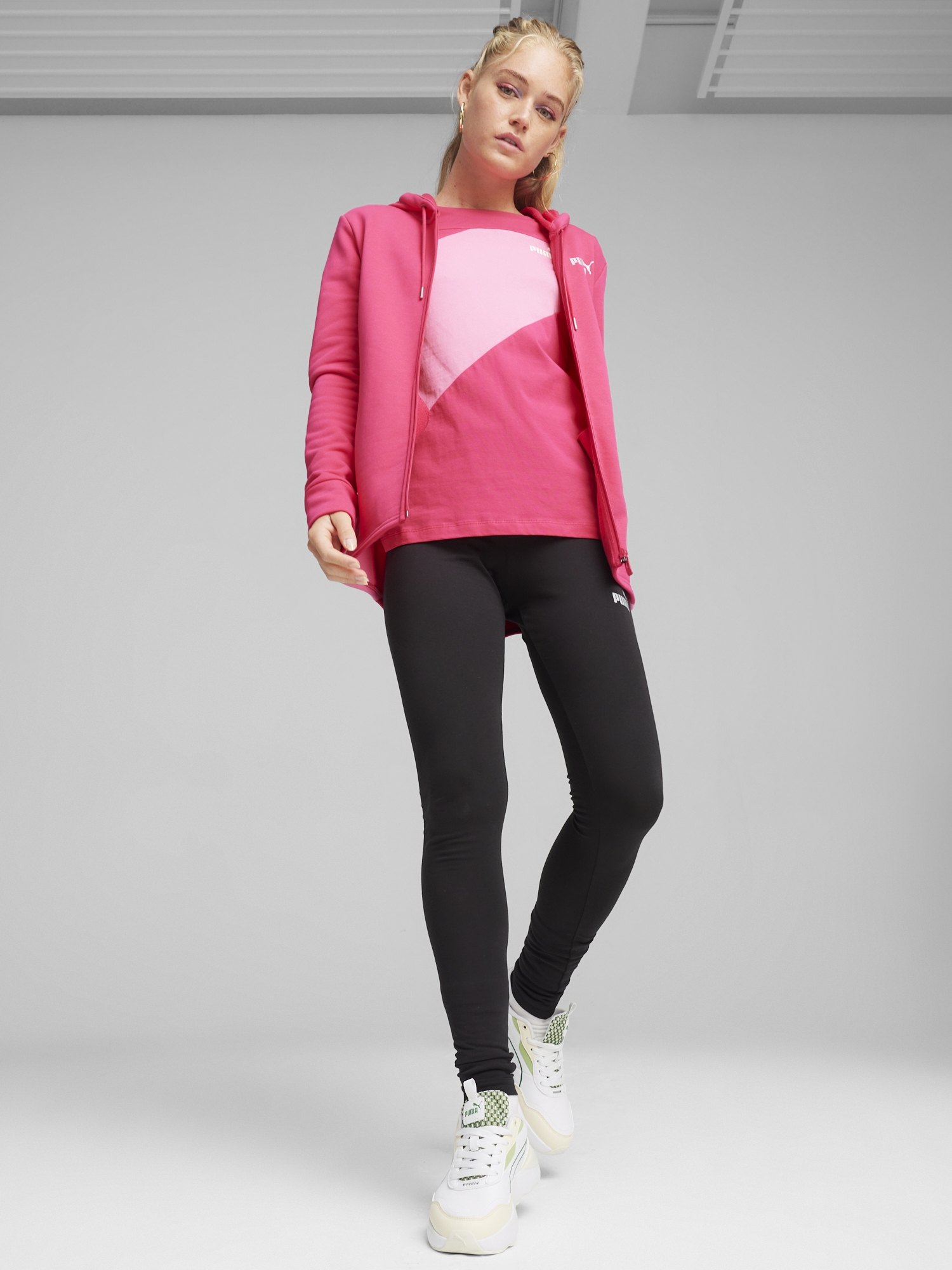 Акція на Спортивний костюм жіночий Puma Tracksuits 67370148 S Рожевий від Rozetka