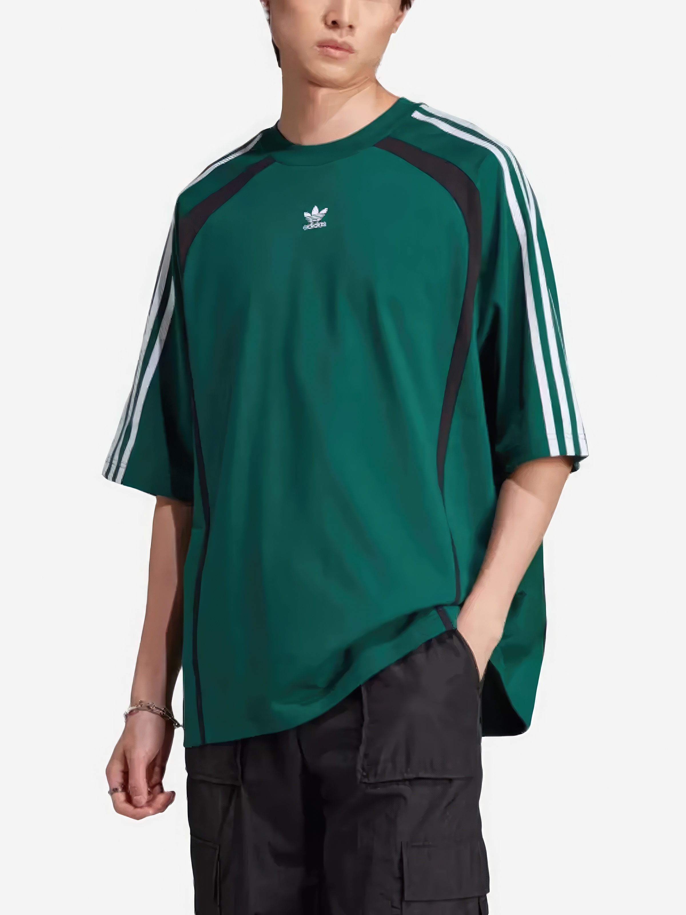 Акція на Футболка довга чоловіча Adidas IW3638 M Зелена від Rozetka