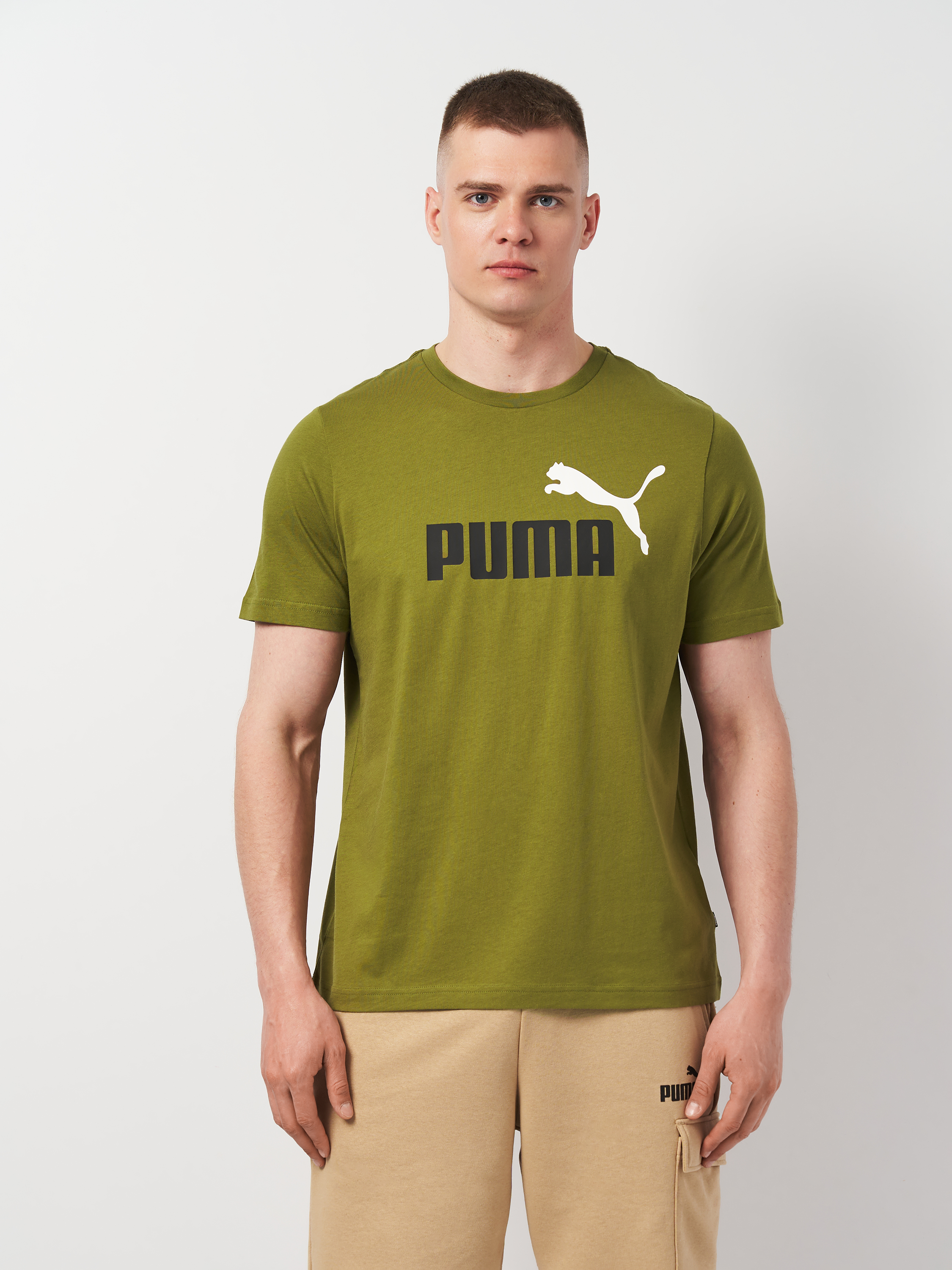 Акція на Футболка чоловіча Puma Essentials+ 58675935 S Оливкова з принтом від Rozetka