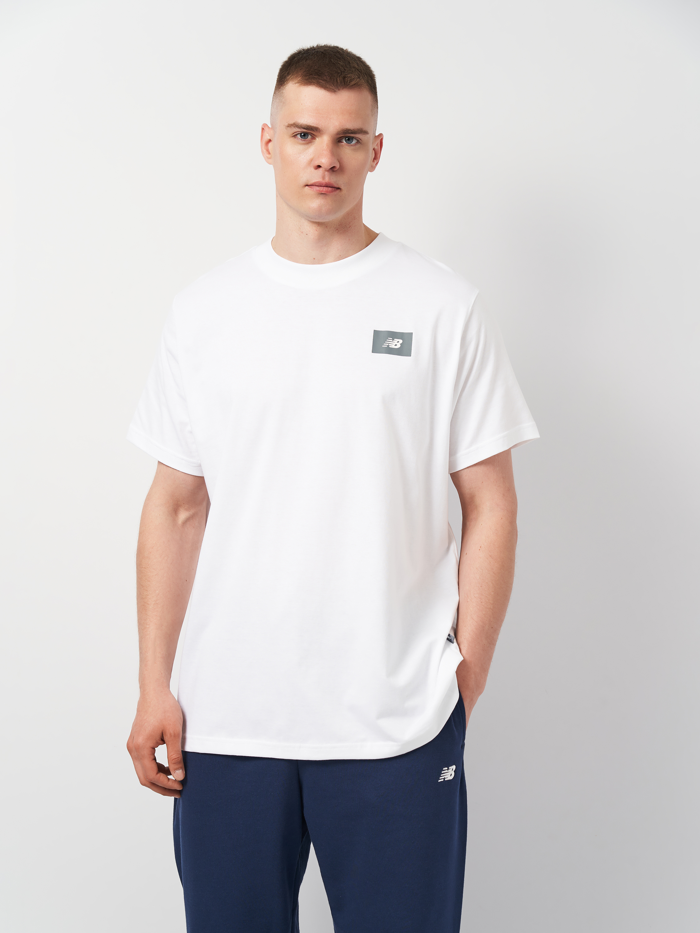 Футболка довга чоловіча New Balance Logo Graphics MT41584WT S Біла від Rozetka на платформі USKIDKA Акція на Футболка довга чоловіча New Balance Logo Graphics MT41584WT S Біла від Rozetka