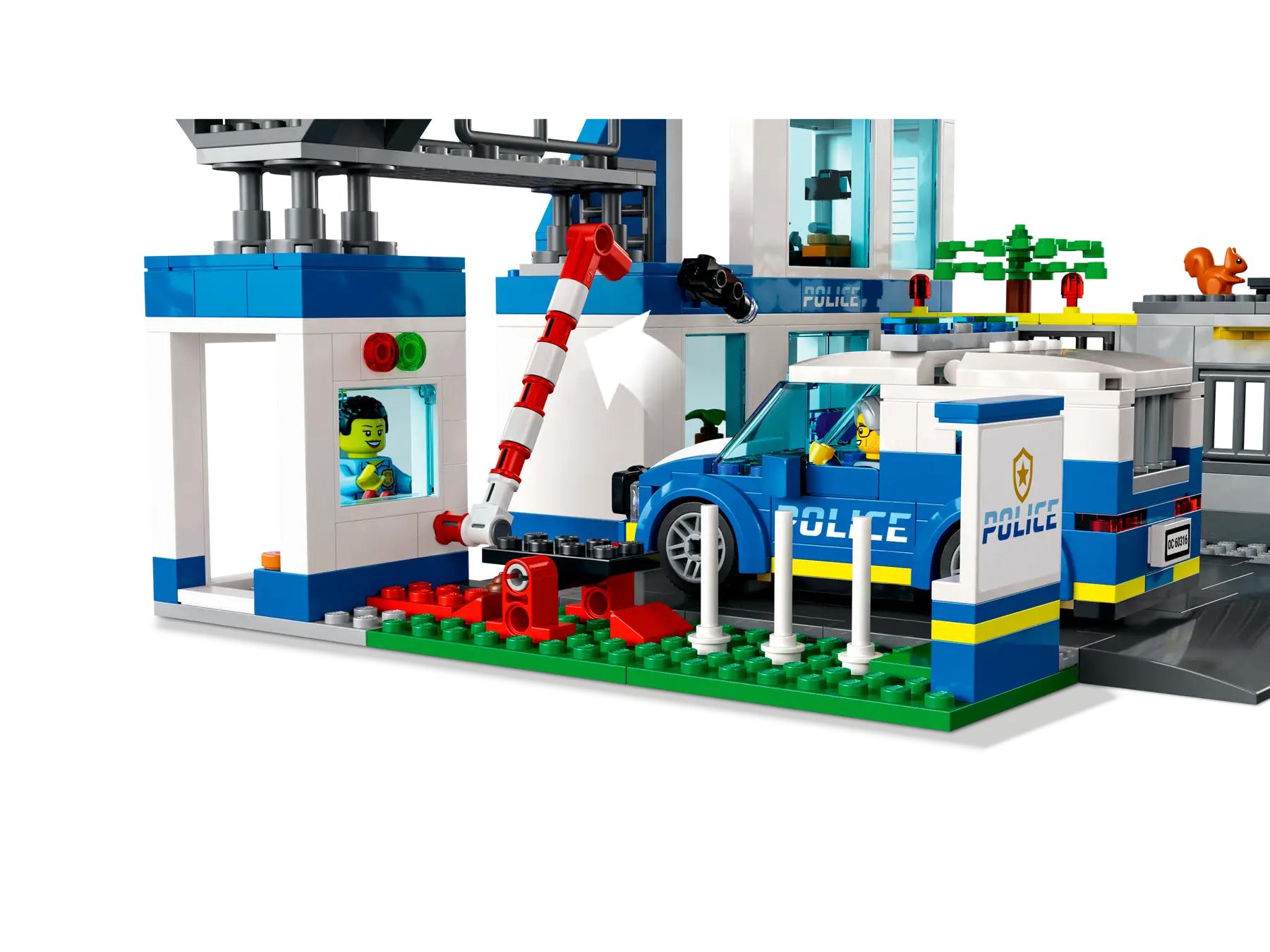 Конструктор LEGO City Police Station / Отделение Полиции (60316) 668  деталей. – фото, отзывы, характеристики в интернет-магазине ROZETKA от  продавца: Game World | Купить в Украине: Киеве, Харькове, Днепре, Одессе,  Запорожье, Львове