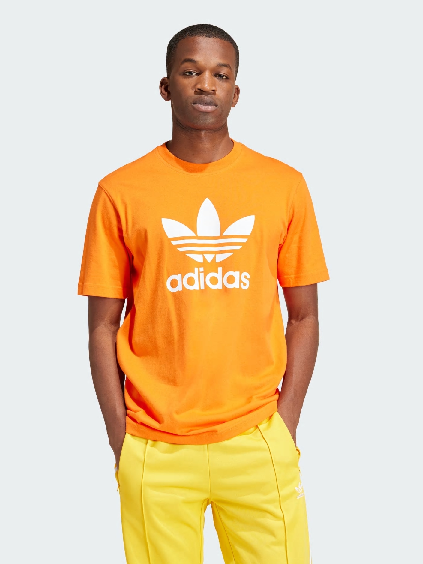 Акція на Футболка бавовняна довга чоловіча Adidas Trefoil T-Shirt IR8000 M Помаранчева від Rozetka