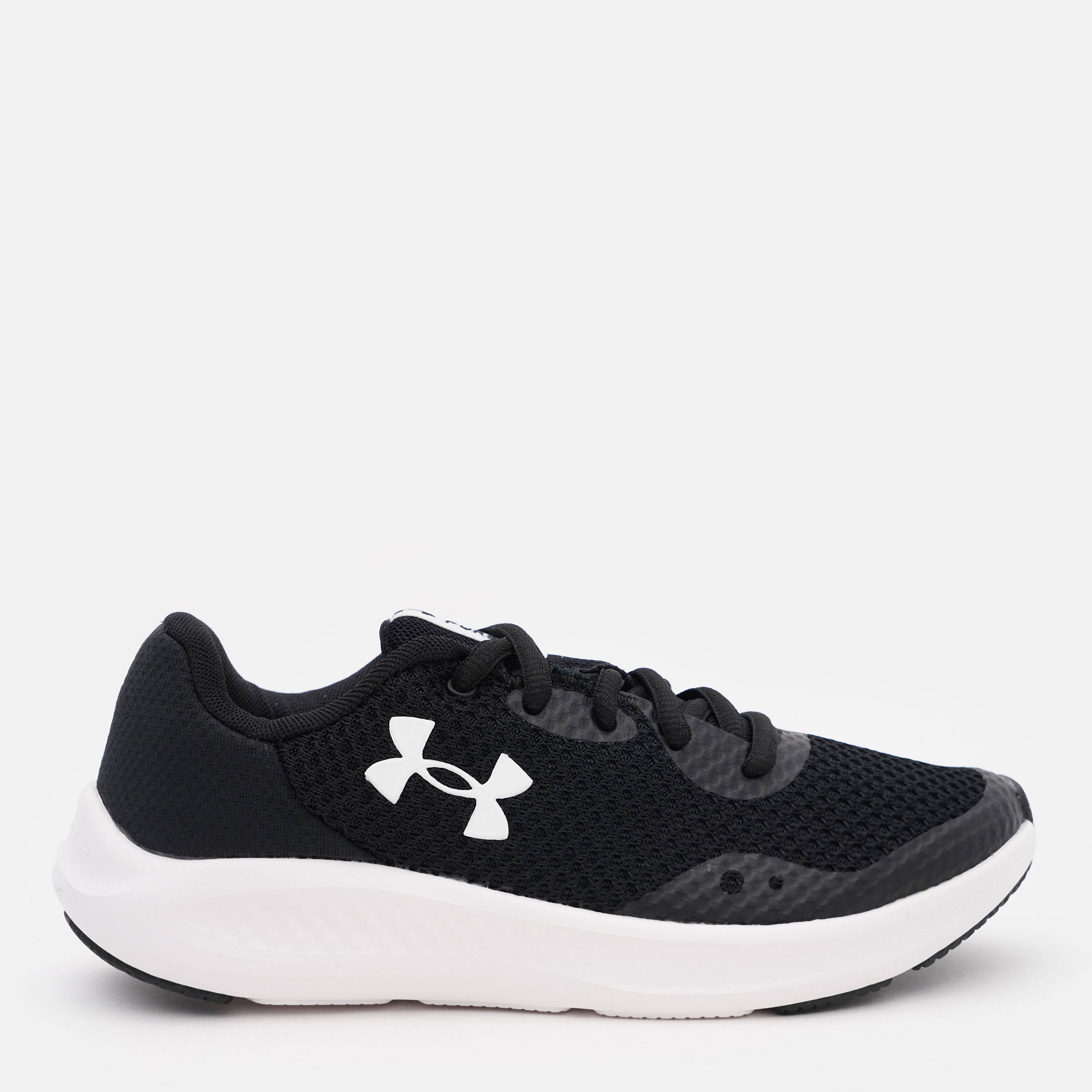 Акція на Підліткові кросівки для хлопчика Under Armour UA BGS Charged Pursuit 3 3024987-001 35,5 (3,5) Чорні від Rozetka