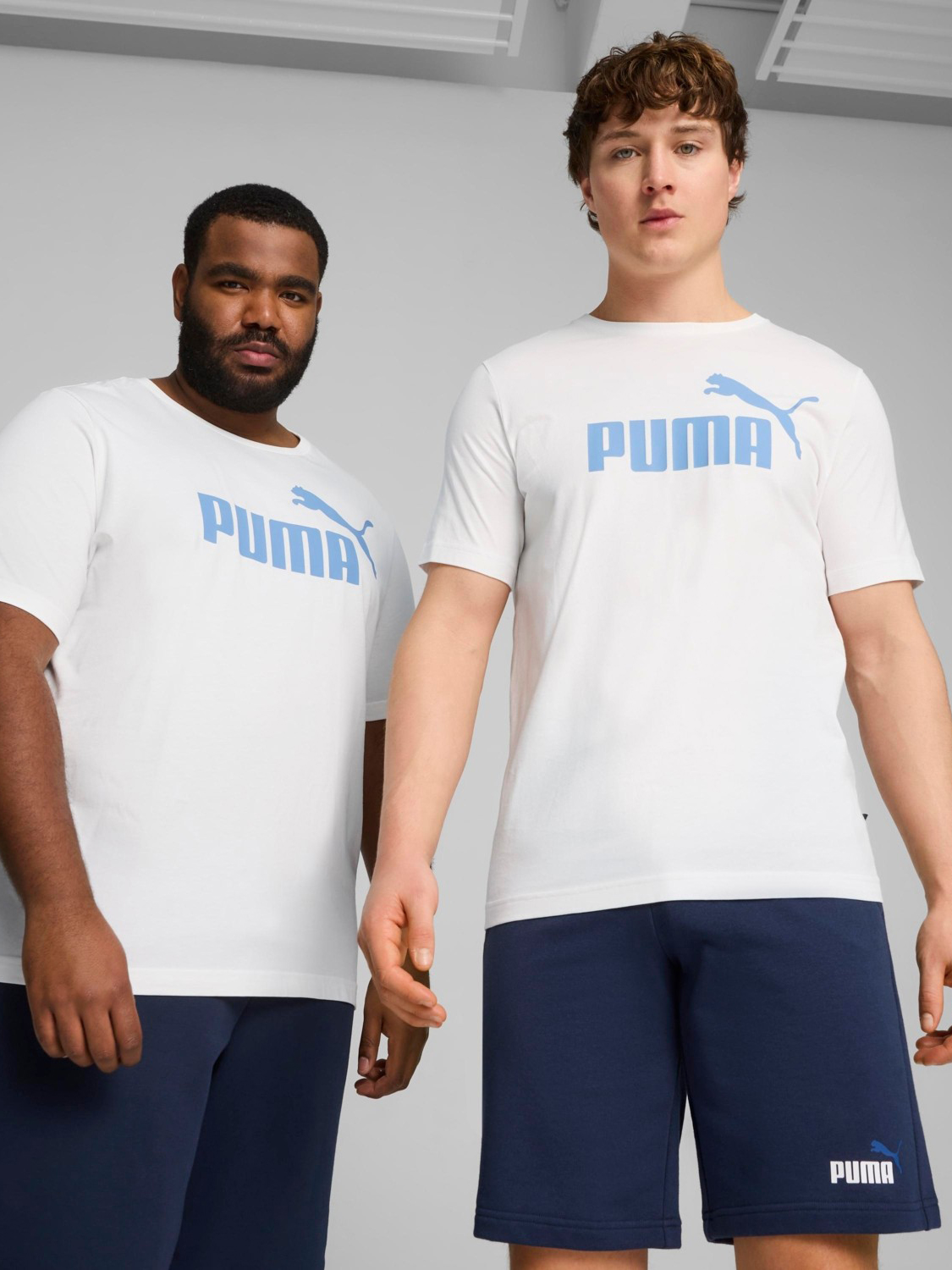 Акція на Футболка чоловіча Puma Essentials Foundation 58666735 S Біла з принтом від Rozetka