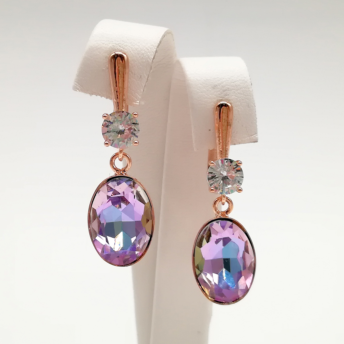 

Серьги SONATA из медицинского золота, кристаллы Swarovski сиренево-голубого цвета и белые фианиты, позолота PO, 24810