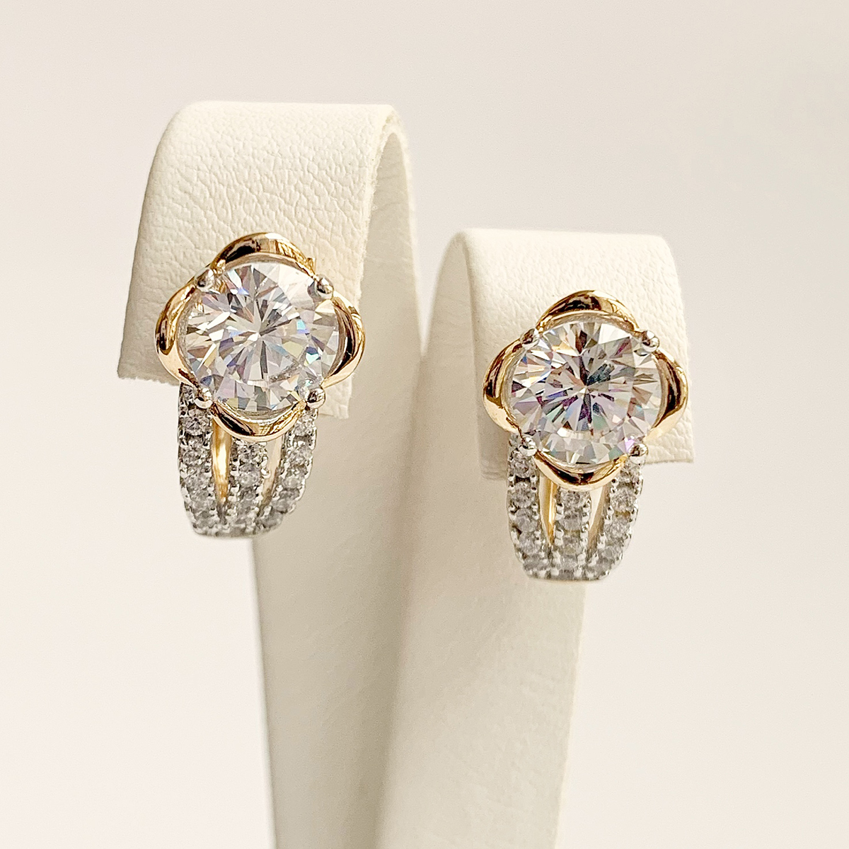 

Серьги Xuping из медицинского золота, белые фианиты, позолота 18K+родий, 24881