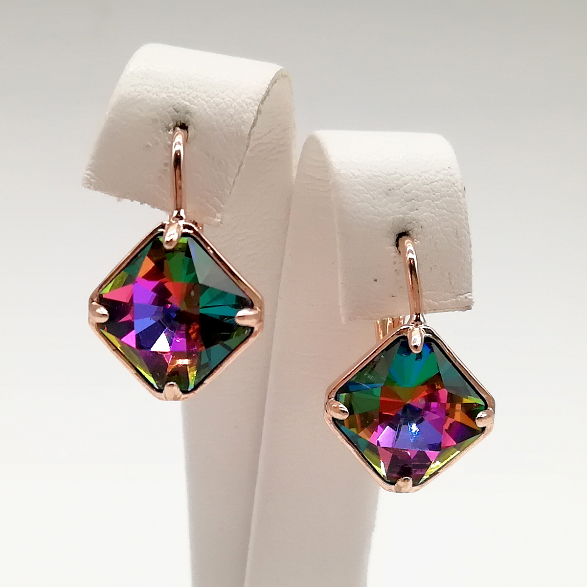

Серьги SONATA из медицинского золота, разноцветные кристаллы Swarovski, позолота PO, 24764