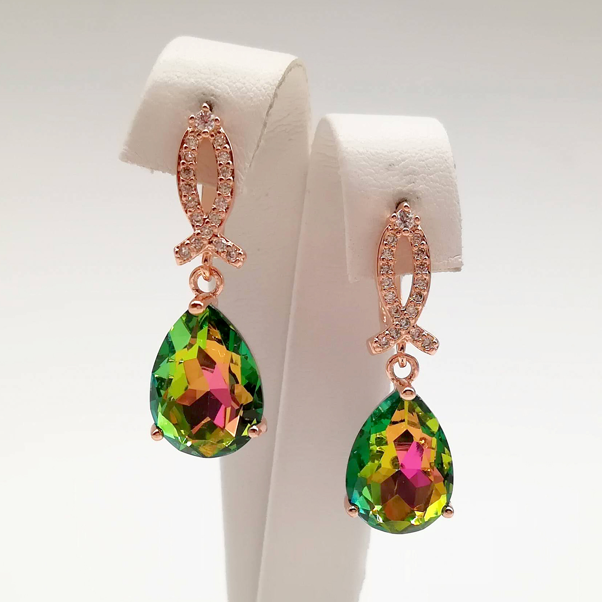 

Серьги SONATA из медицинского золота, разноцветные кристаллы Swarovski, позолота PO, 24838