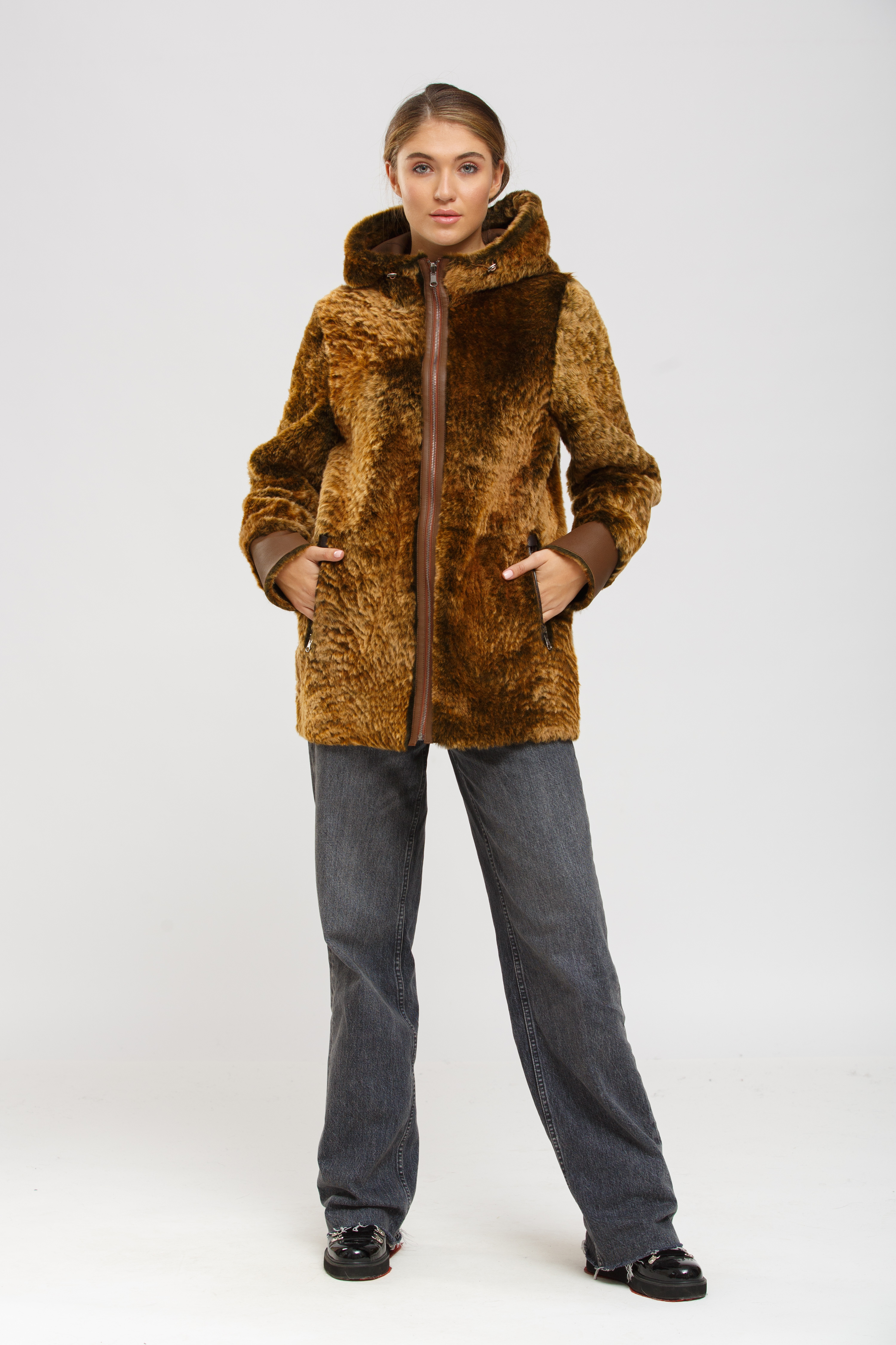 

Дубленка-куртка Paolo Framinco 40 Коричневый (20-00535)