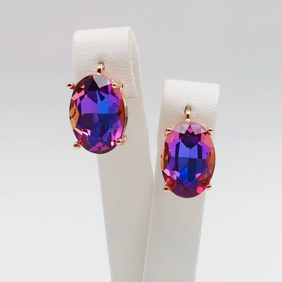 

Серьги SONATA из медицинского золота, кристаллы Swarovski сиренево-синего цвета, позолота PO, 24728