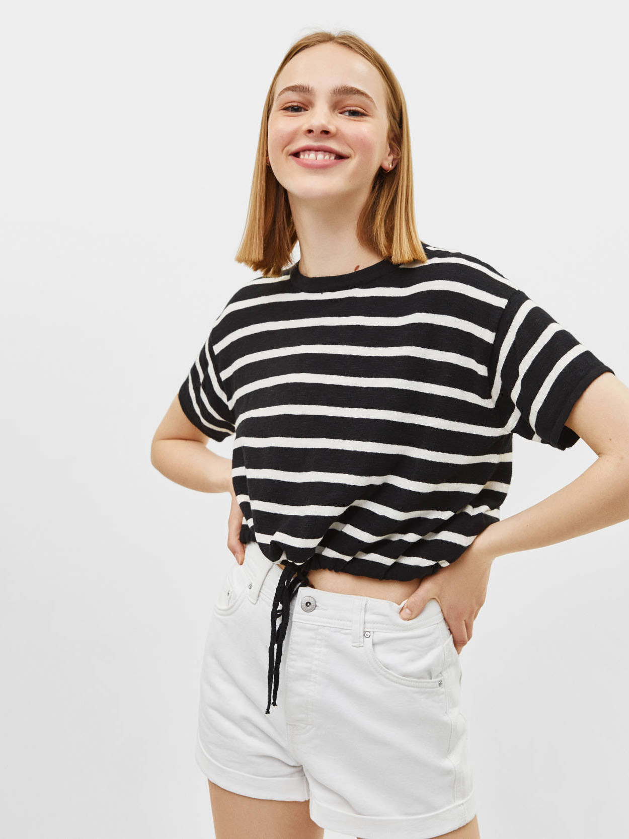 

Футболка Bershka 02013596800 XS Принт