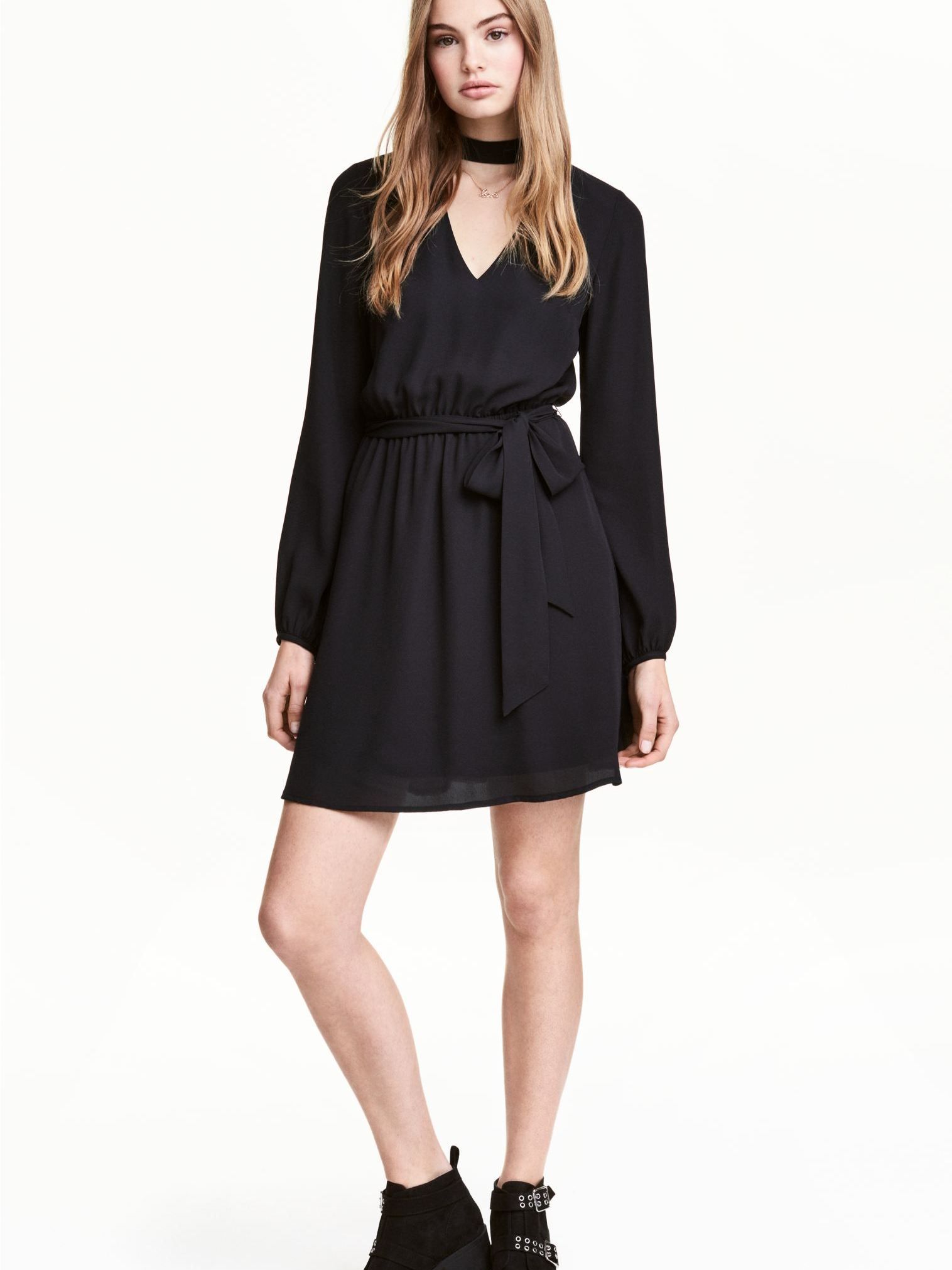

Платье H&M 4275655RP1 38 Черное
