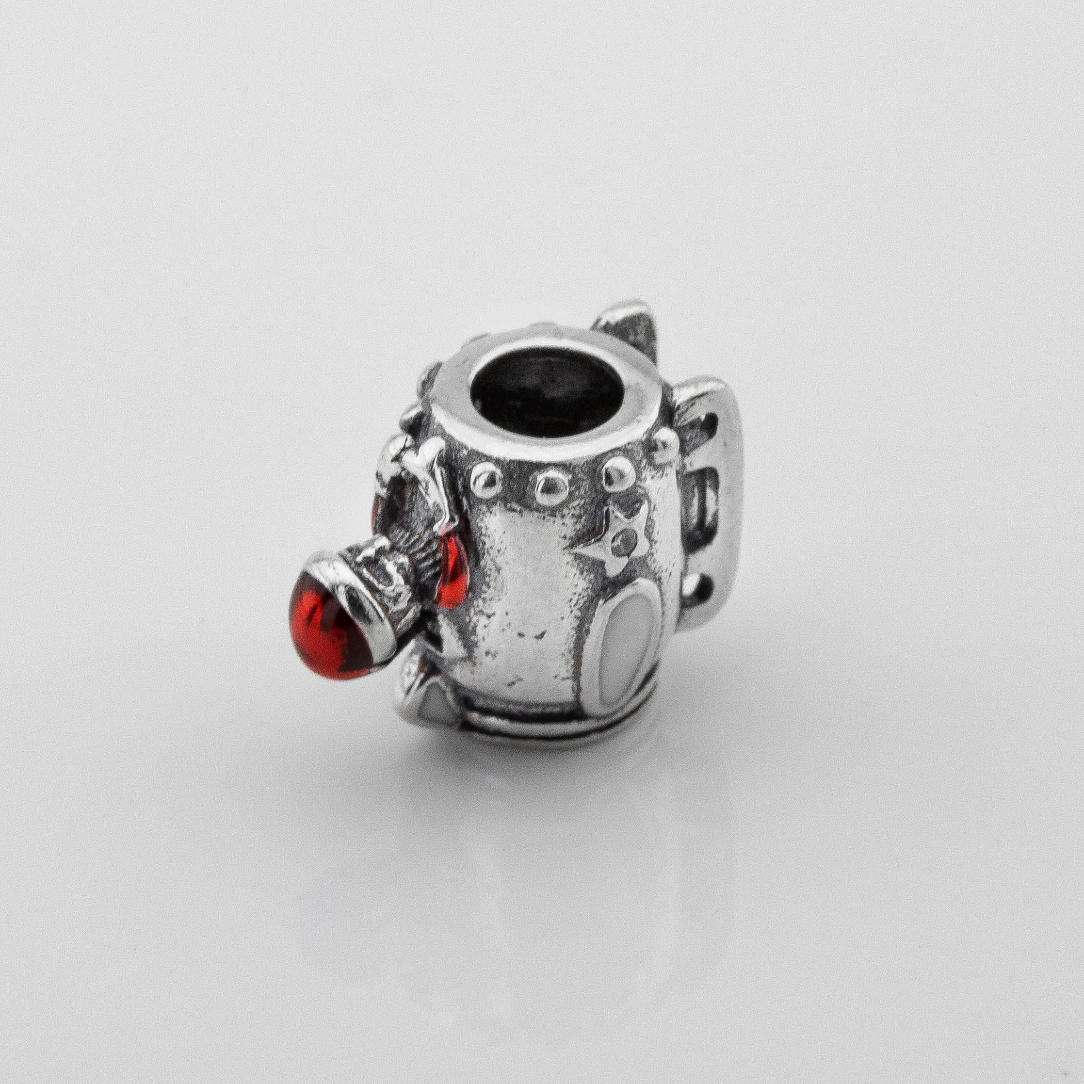 

Серебряный шарм Санта Клаус p13815-3 Диамант
