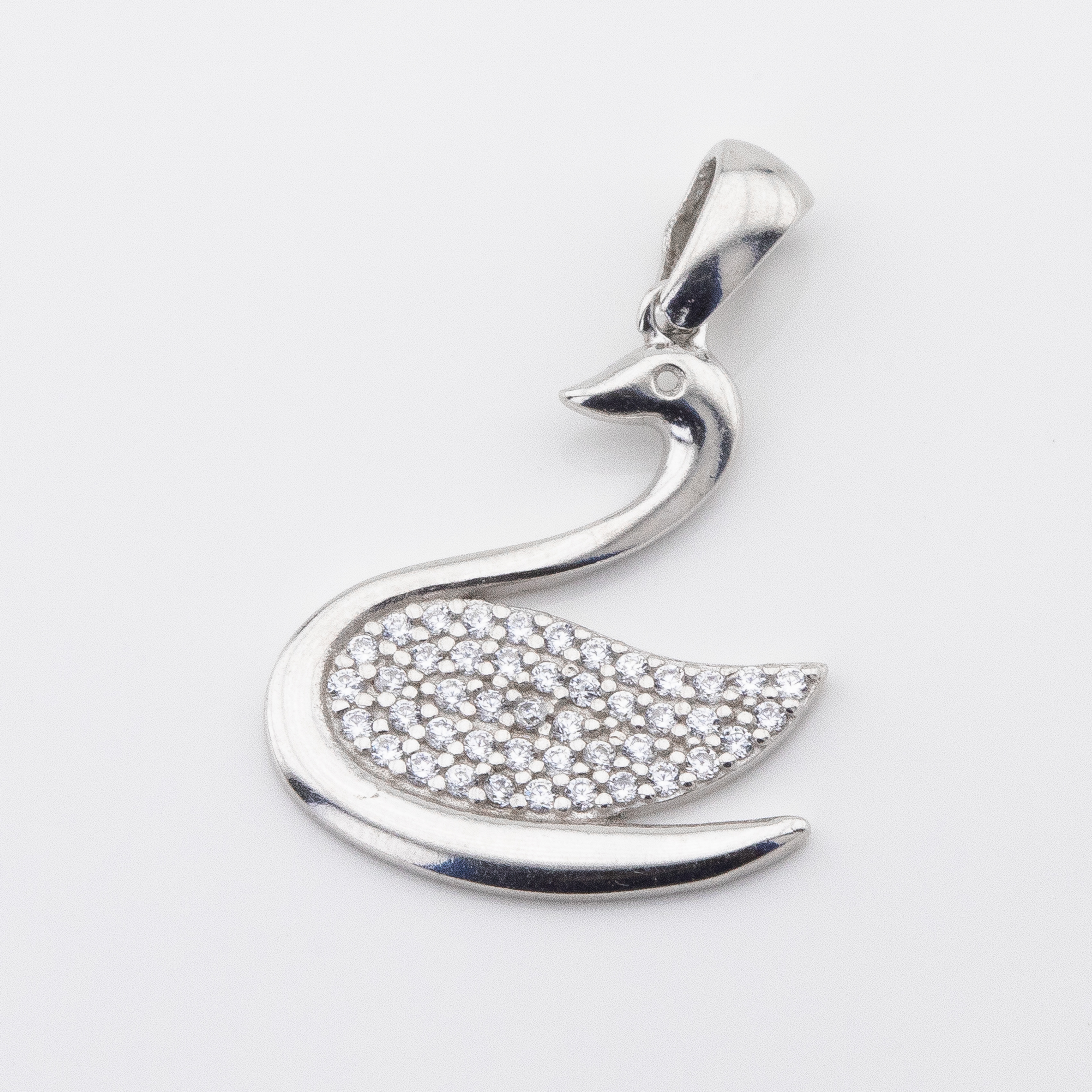 

Серебряная подвеска Лебедь с фианитами P13771 Диамант