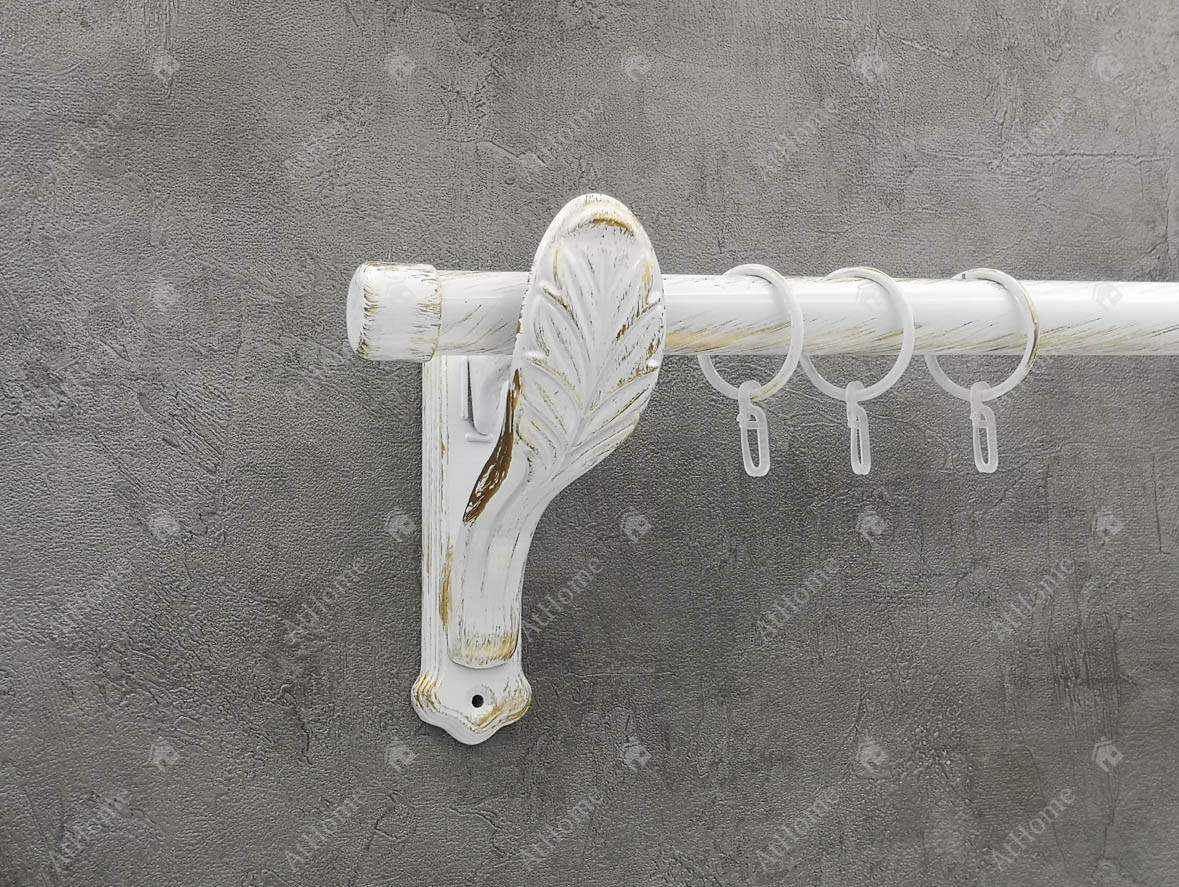 

Карниз Quadrum Заглушка 300 см одинарный белое золото ретро 25 мм гладкая (кольца с крючками)