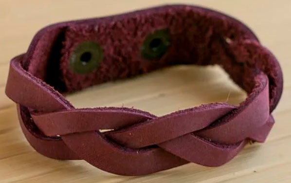 

Браслет Gridasov Leathercraft Braid из натуральной кожи бордовый (WR-010-MR)